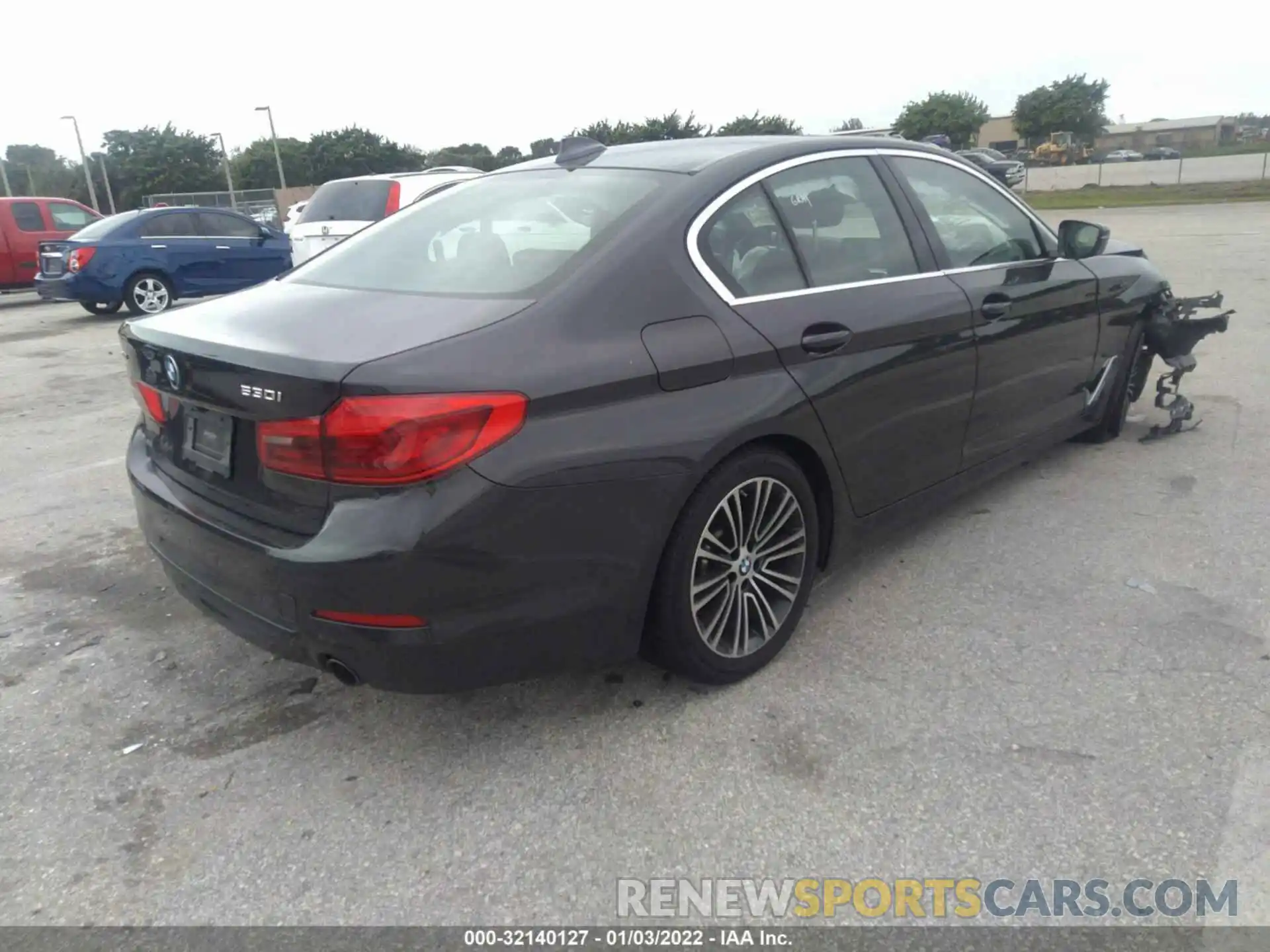 4 Photograph of a damaged car WBAJR7C06LWW64865 BMW 5 SERIES 2020