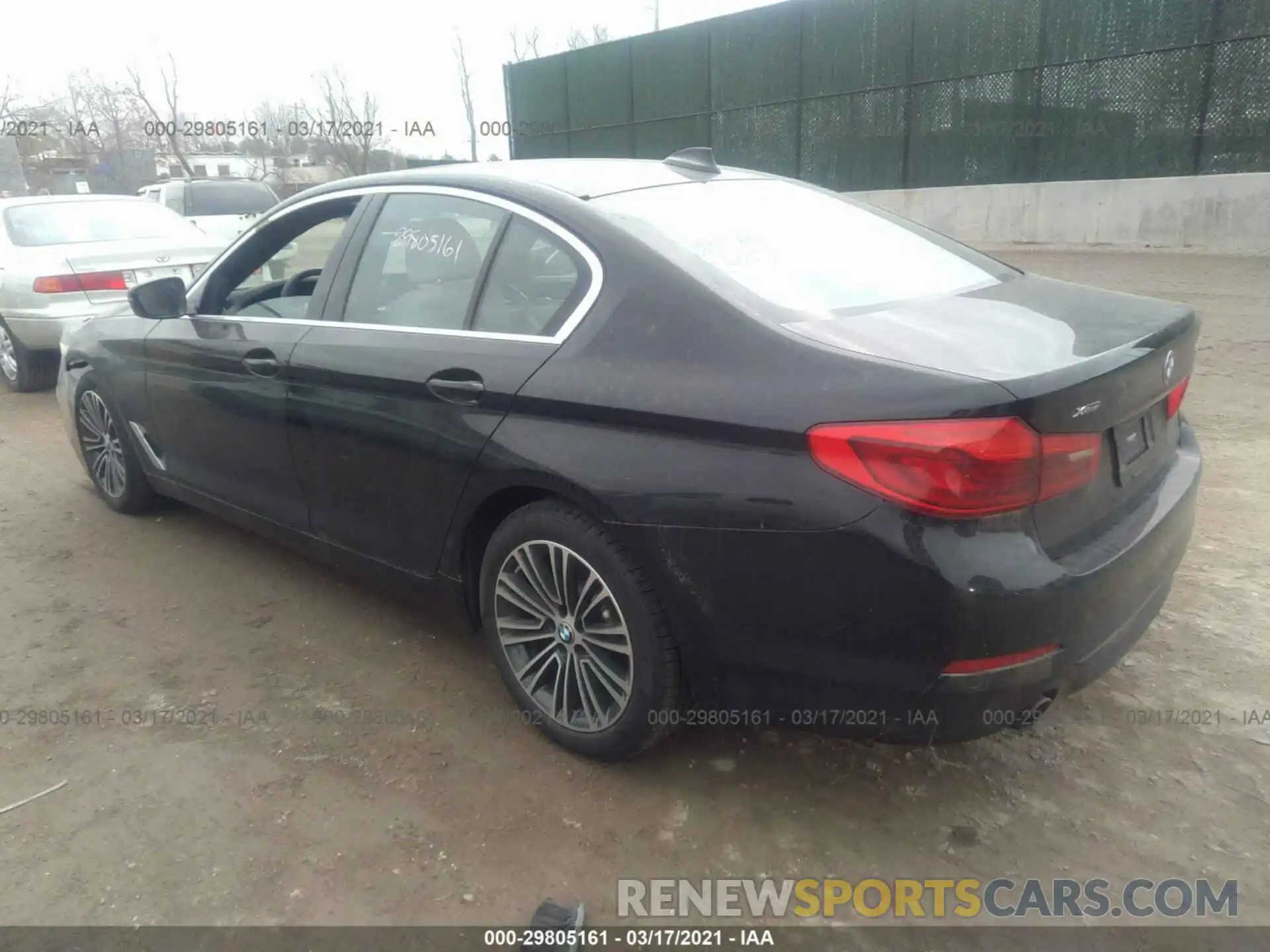 3 Фотография поврежденного автомобиля WBAJR7C07LCD76552 BMW 5 SERIES 2020