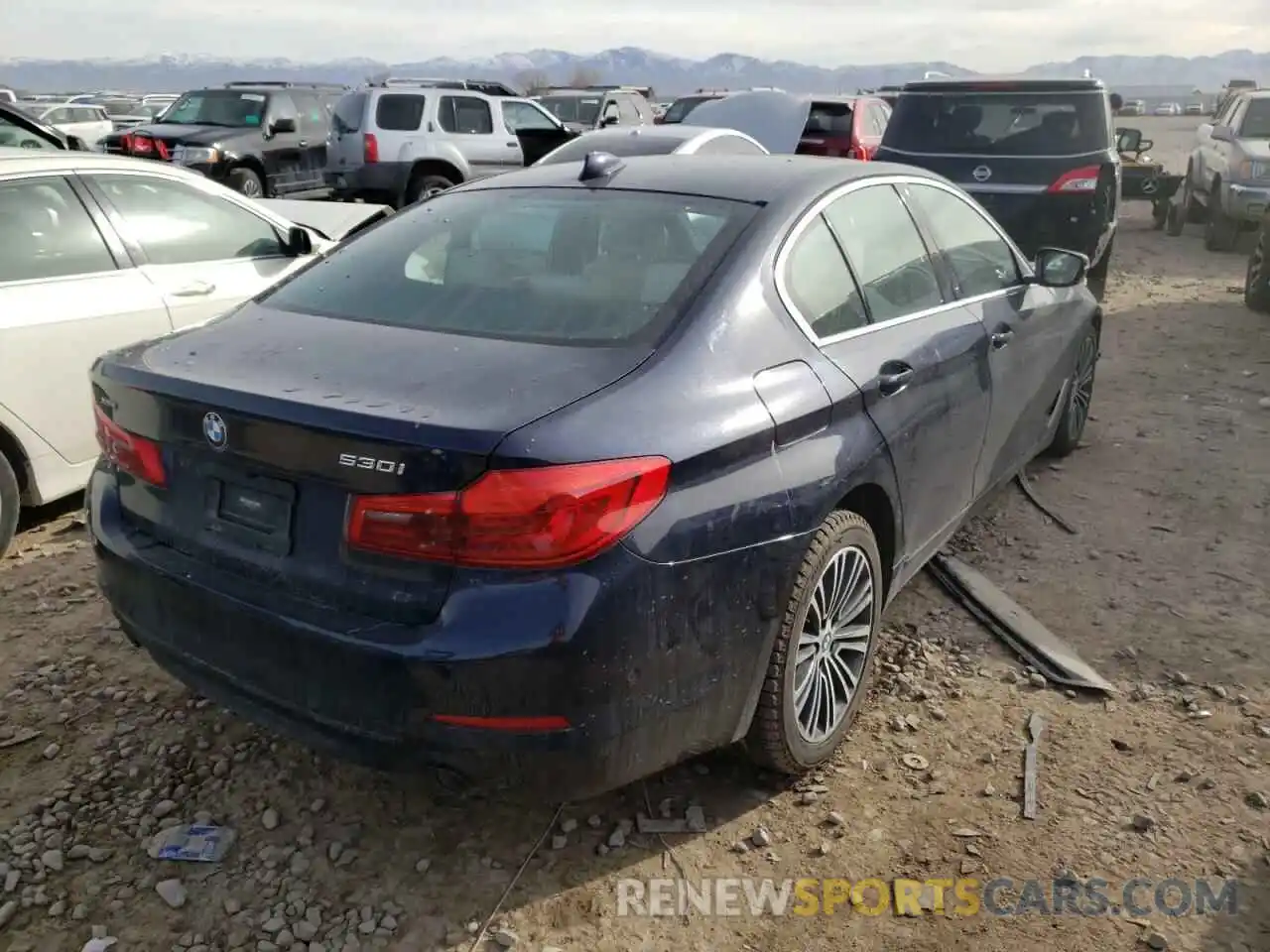 4 Photograph of a damaged car WBAJR7C07LWW63353 BMW 5 SERIES 2020