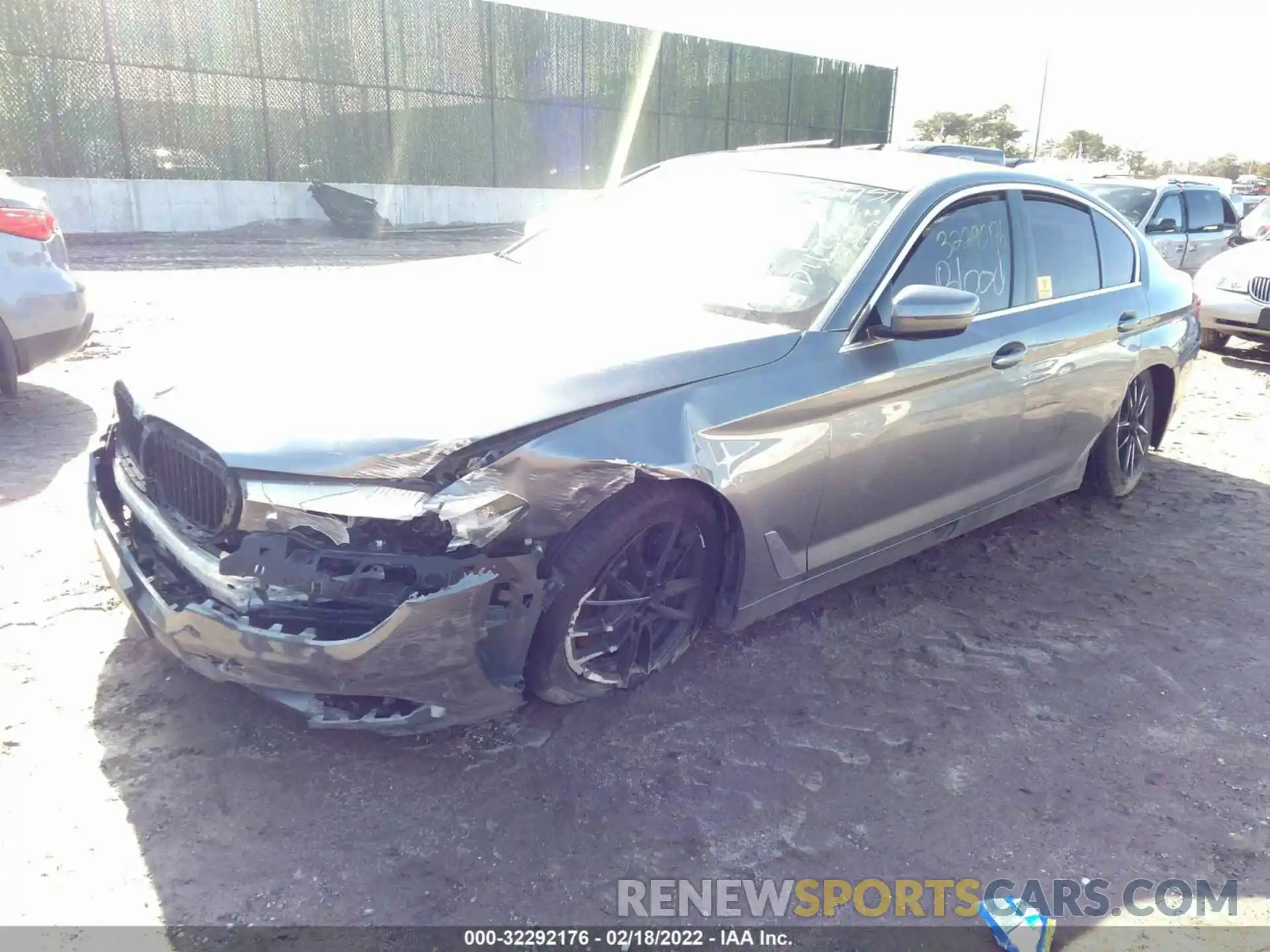 2 Photograph of a damaged car WBAJR7C08LCD11757 BMW 5 SERIES 2020