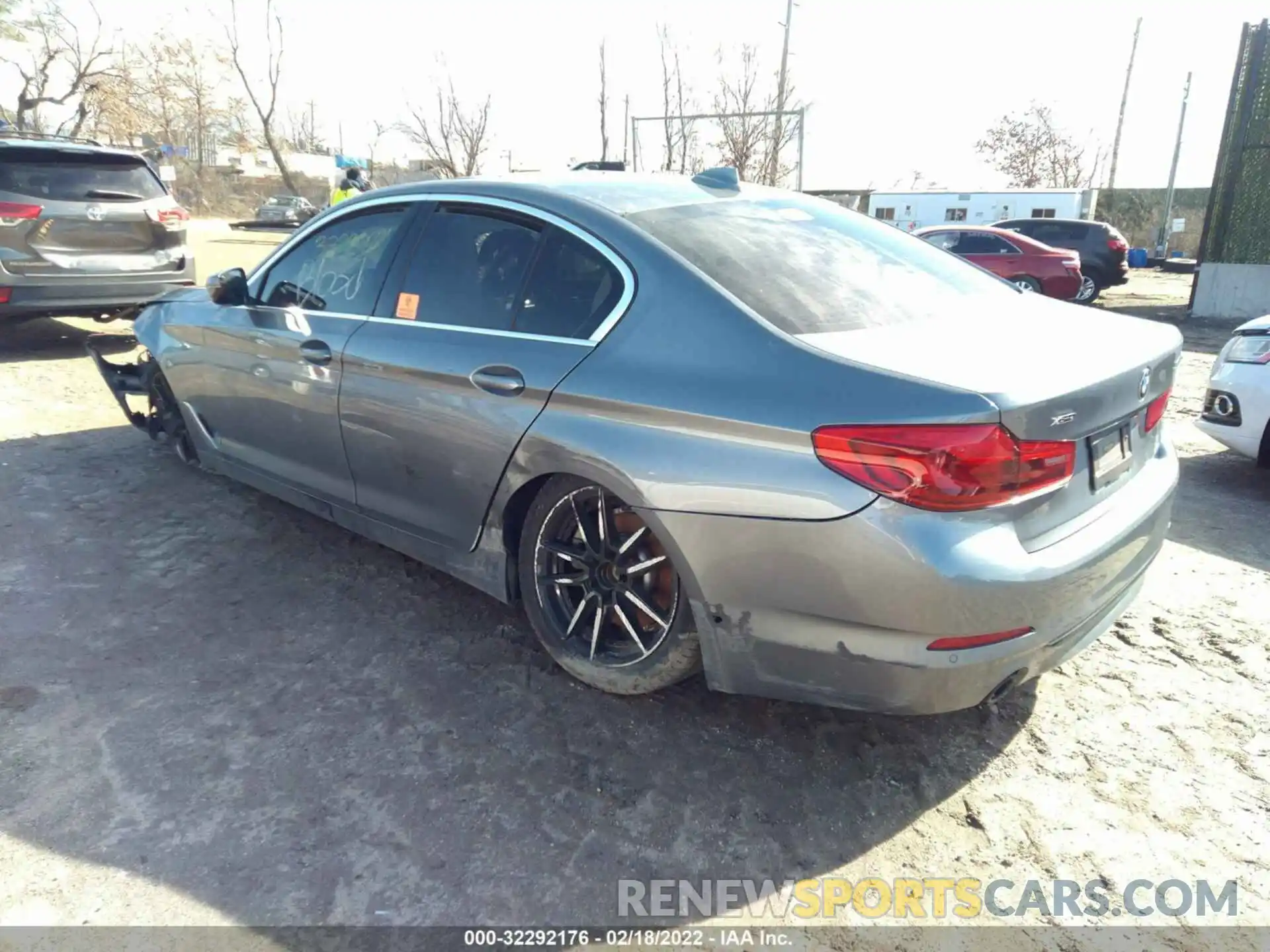 3 Photograph of a damaged car WBAJR7C08LCD11757 BMW 5 SERIES 2020