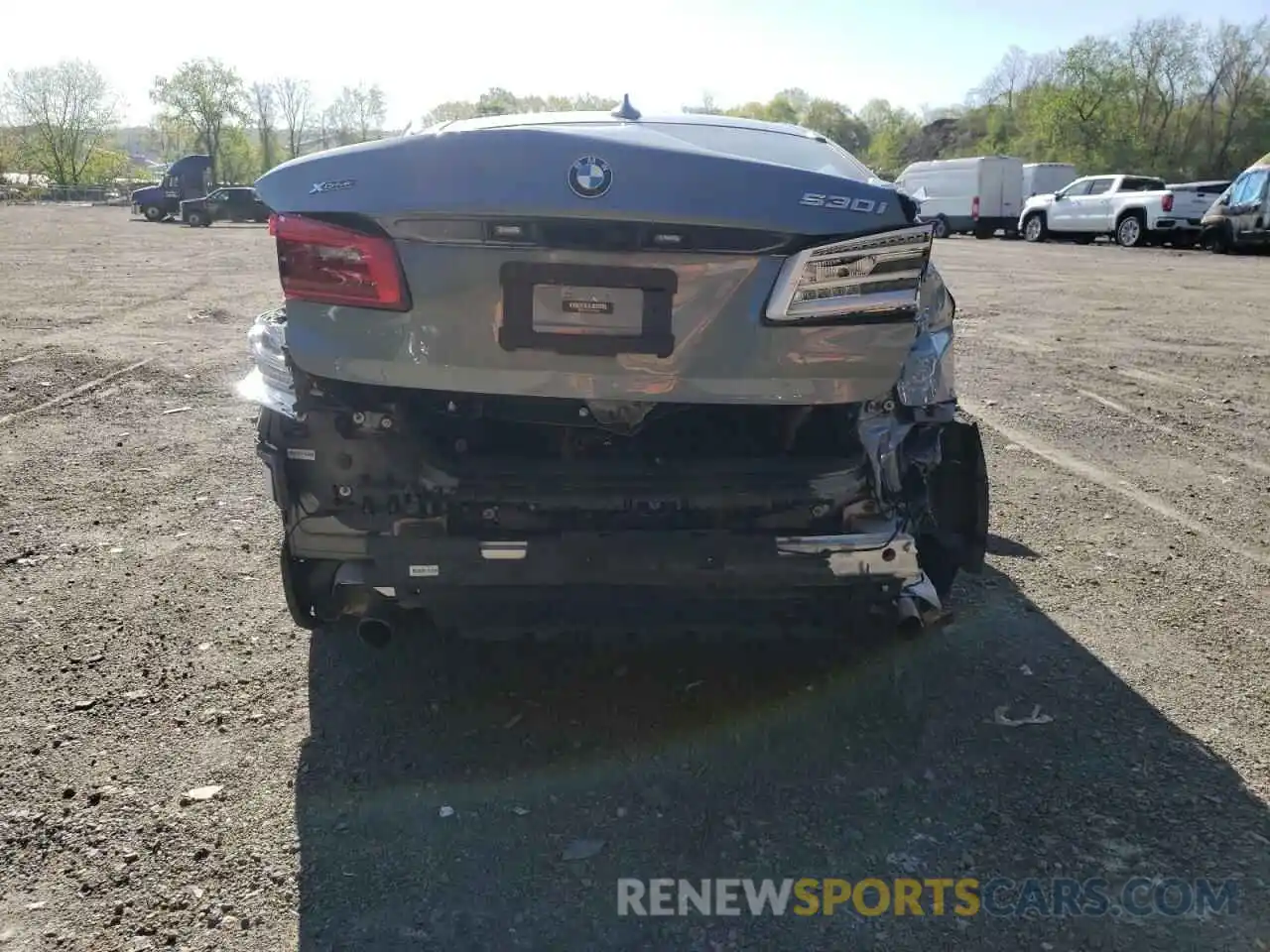 9 Photograph of a damaged car WBAJR7C08LCE07033 BMW 5 SERIES 2020