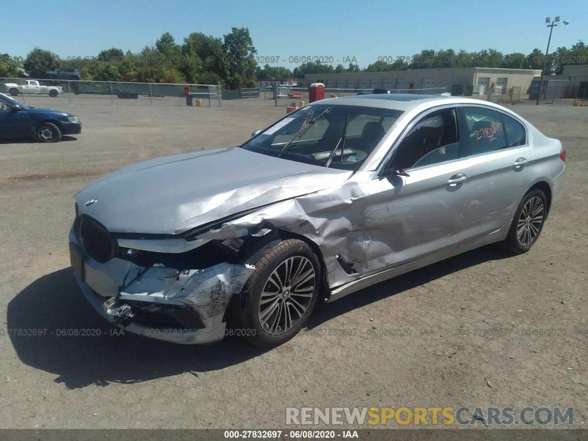 2 Photograph of a damaged car WBAJR7C09LCD23710 BMW 5 SERIES 2020