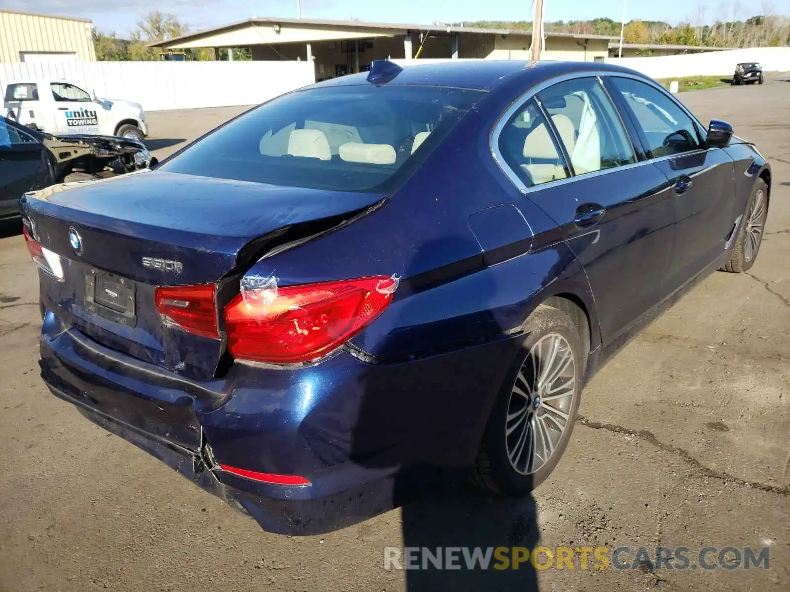 4 Photograph of a damaged car WBAJR7C09LCE53499 BMW 5 SERIES 2020