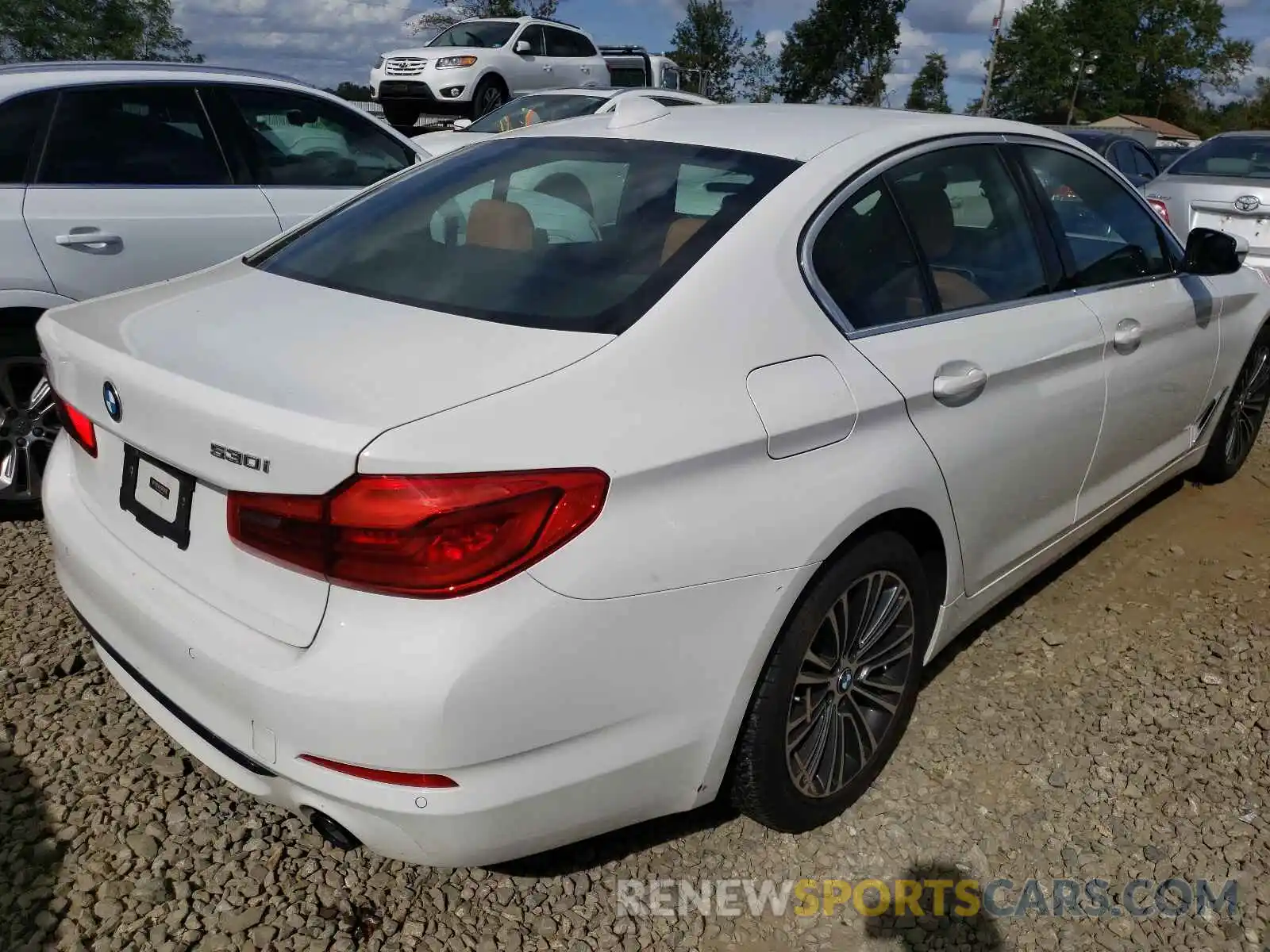 4 Photograph of a damaged car WBAJR7C0XLCD65545 BMW 5 SERIES 2020