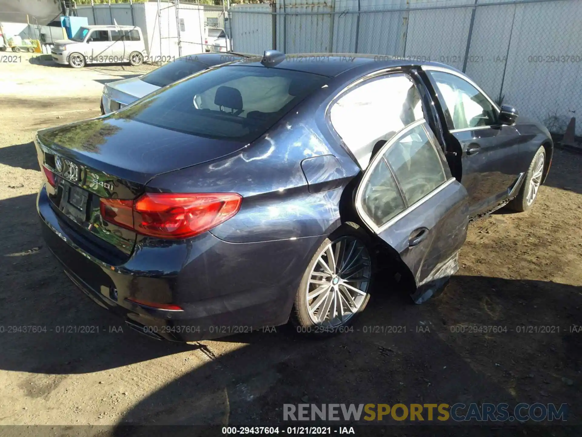 4 Photograph of a damaged car WBAJS1C00LWW82621 BMW 5 SERIES 2020