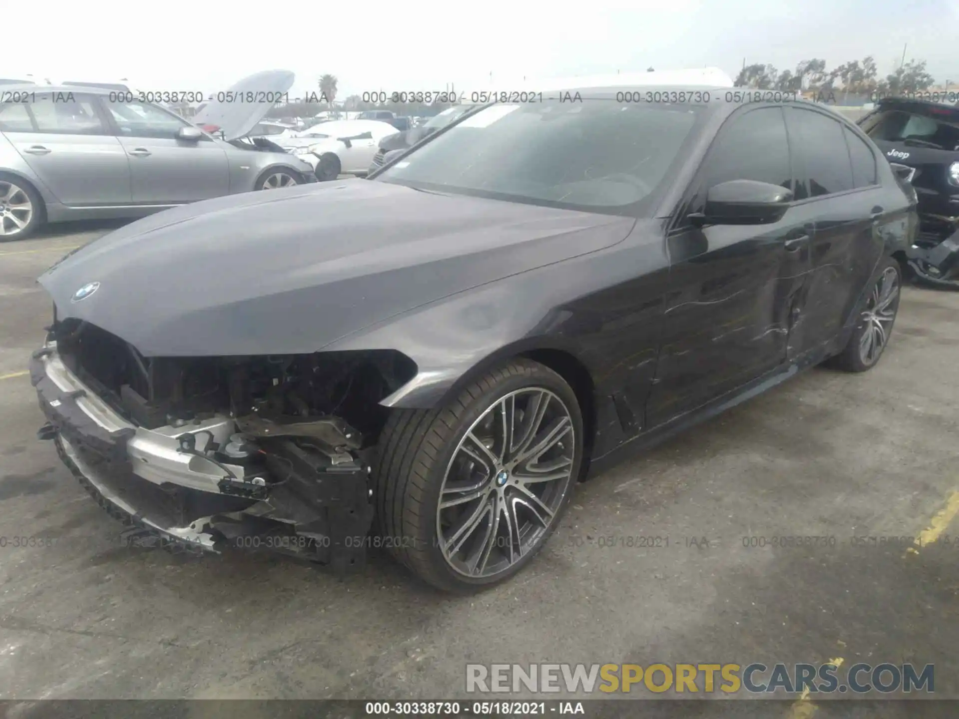 2 Фотография поврежденного автомобиля WBAJS1C07LCE67032 BMW 5 SERIES 2020