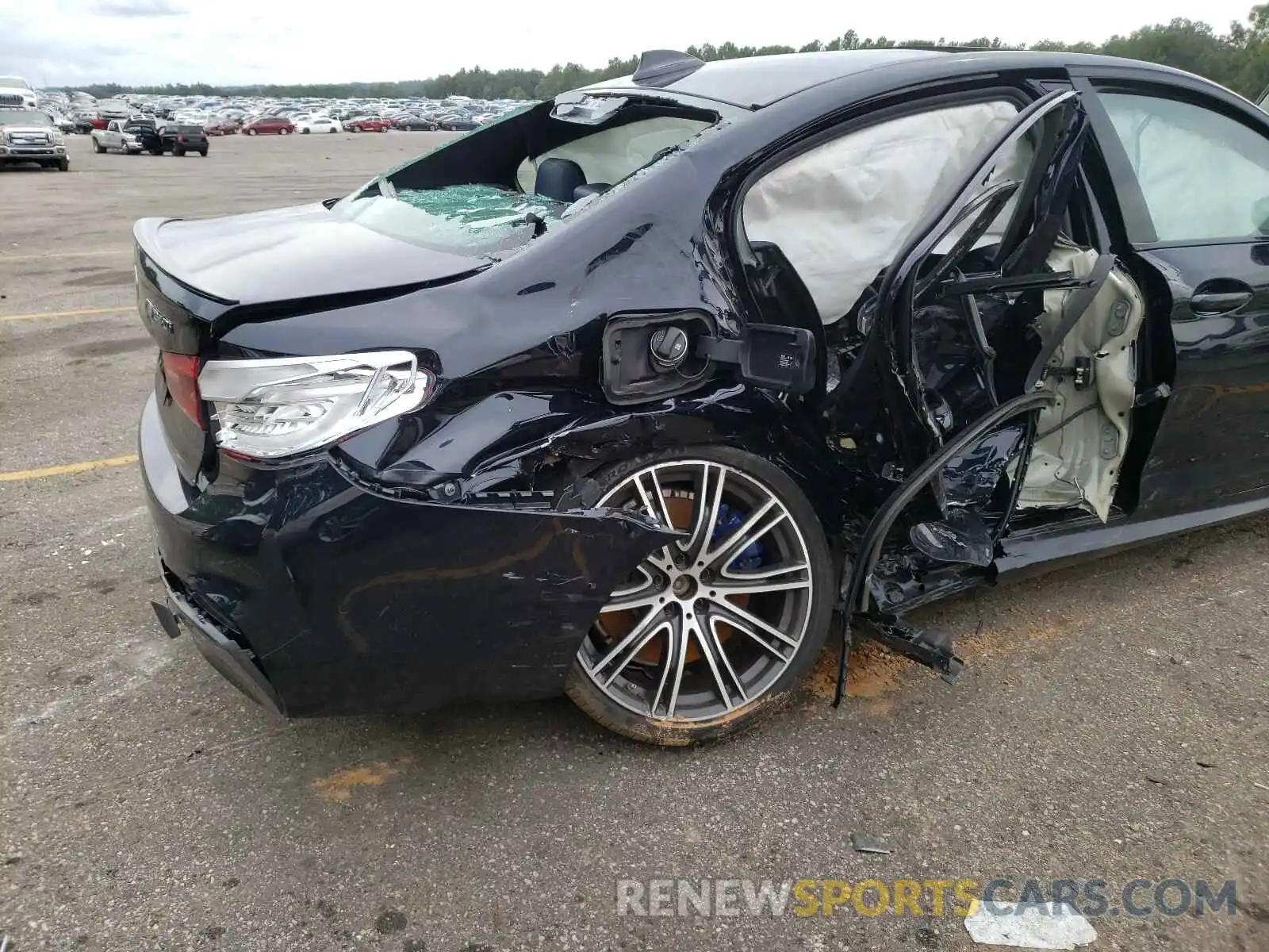 9 Photograph of a damaged car WBAJS1C09LWW67499 BMW 5 SERIES 2020