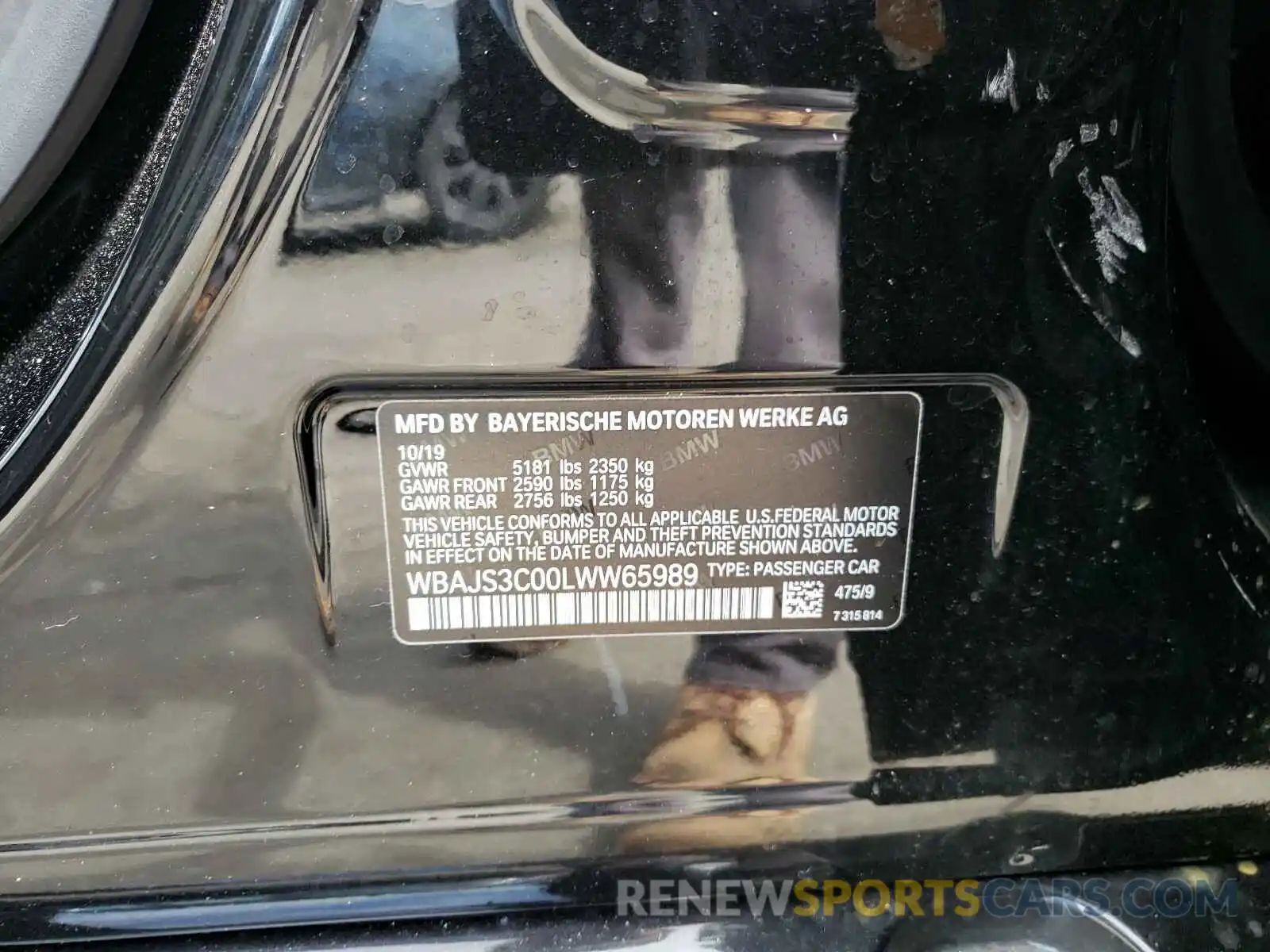10 Photograph of a damaged car WBAJS3C00LWW65989 BMW 5 SERIES 2020