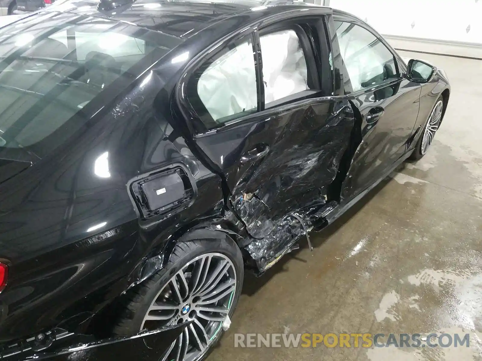 9 Фотография поврежденного автомобиля WBAJS3C01LWW74569 BMW 5 SERIES 2020