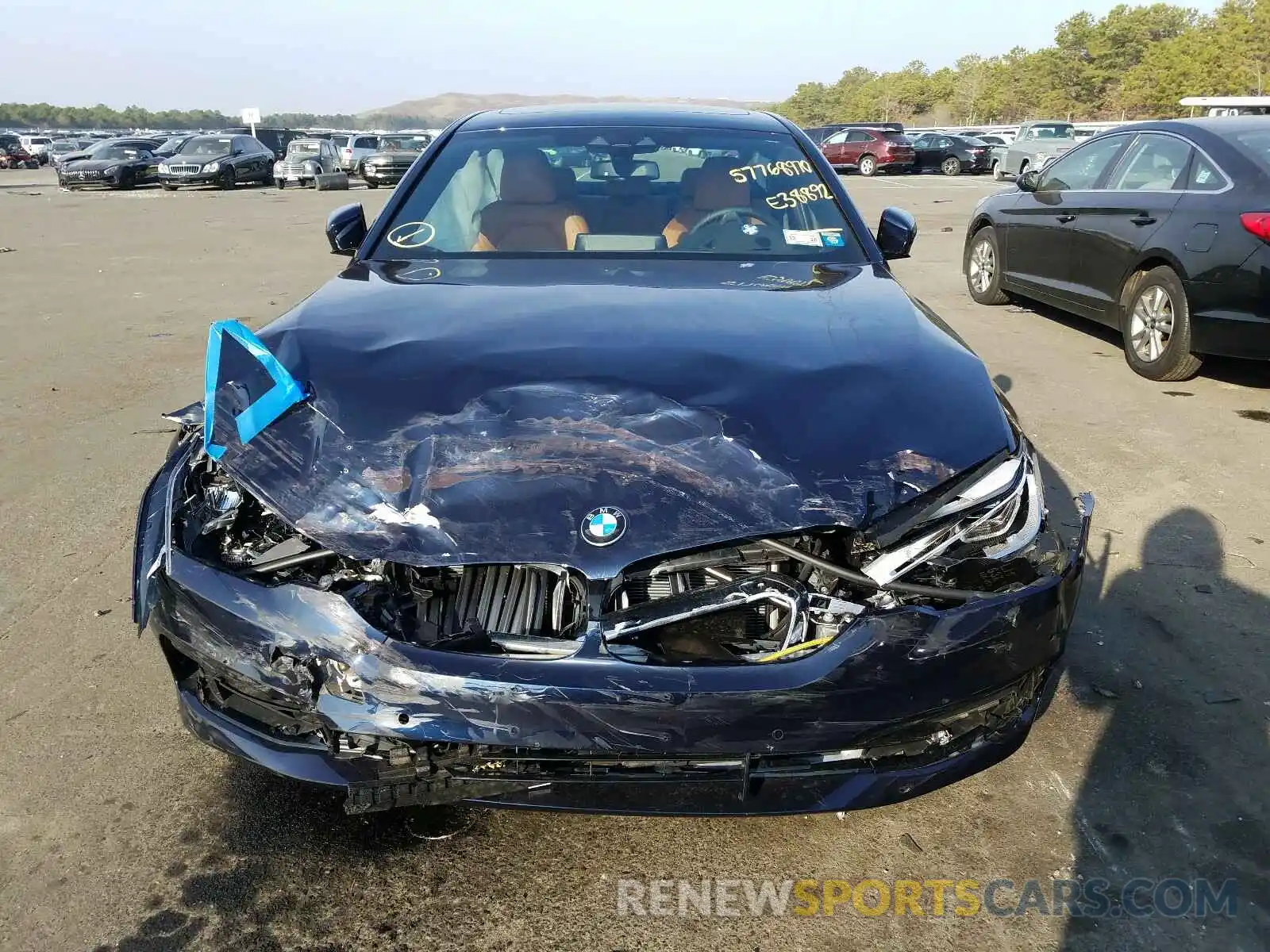 9 Photograph of a damaged car WBAJS3C06LCE38892 BMW 5 SERIES 2020