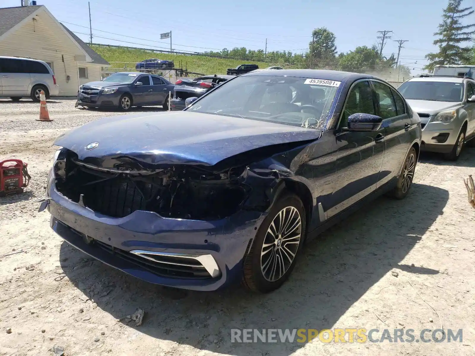 2 Фотография поврежденного автомобиля WBAJS3C06LWW69738 BMW 5 SERIES 2020