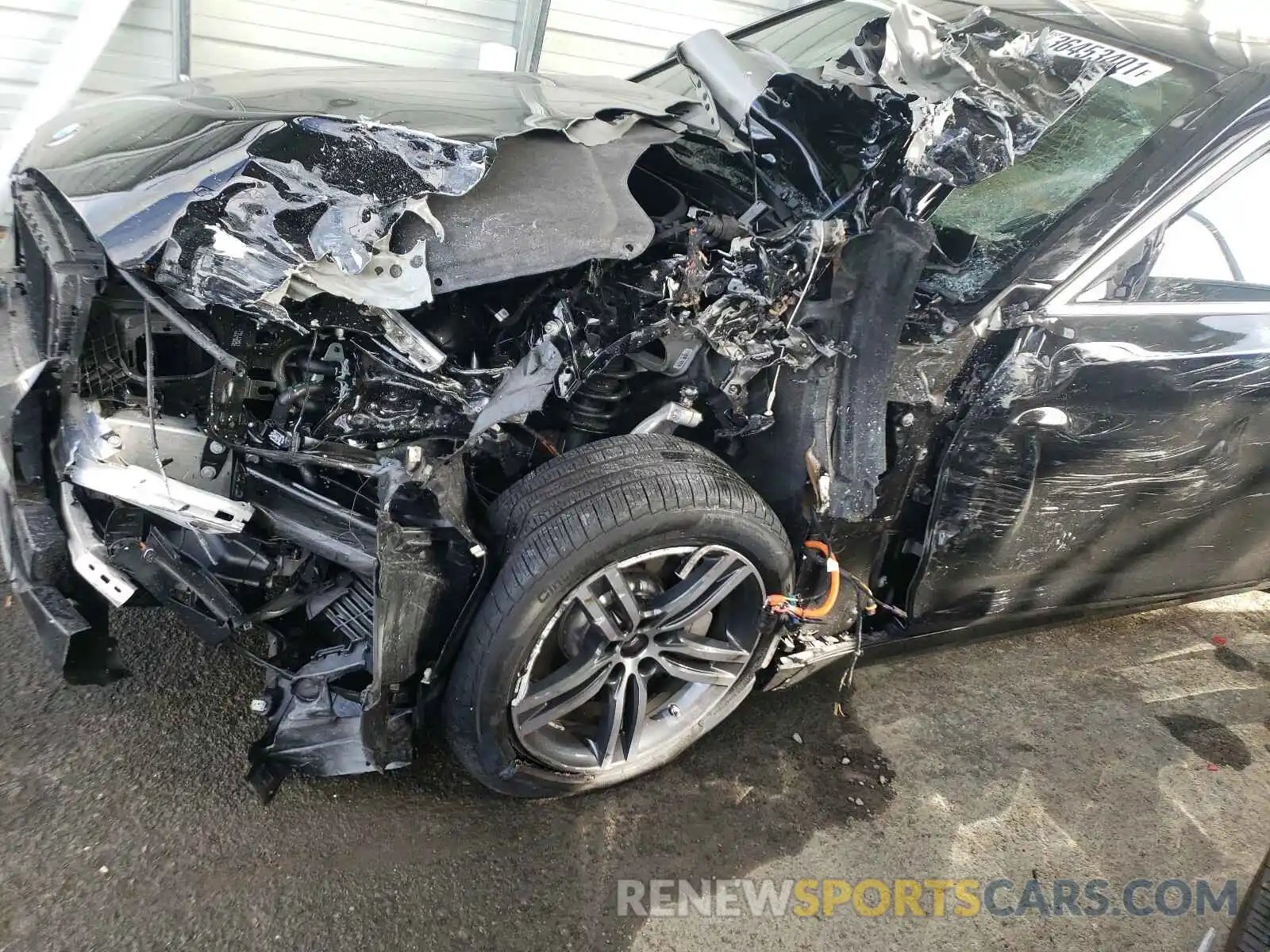 9 Фотография поврежденного автомобиля WBA13AG02MCF67807 BMW 5 SERIES 2021