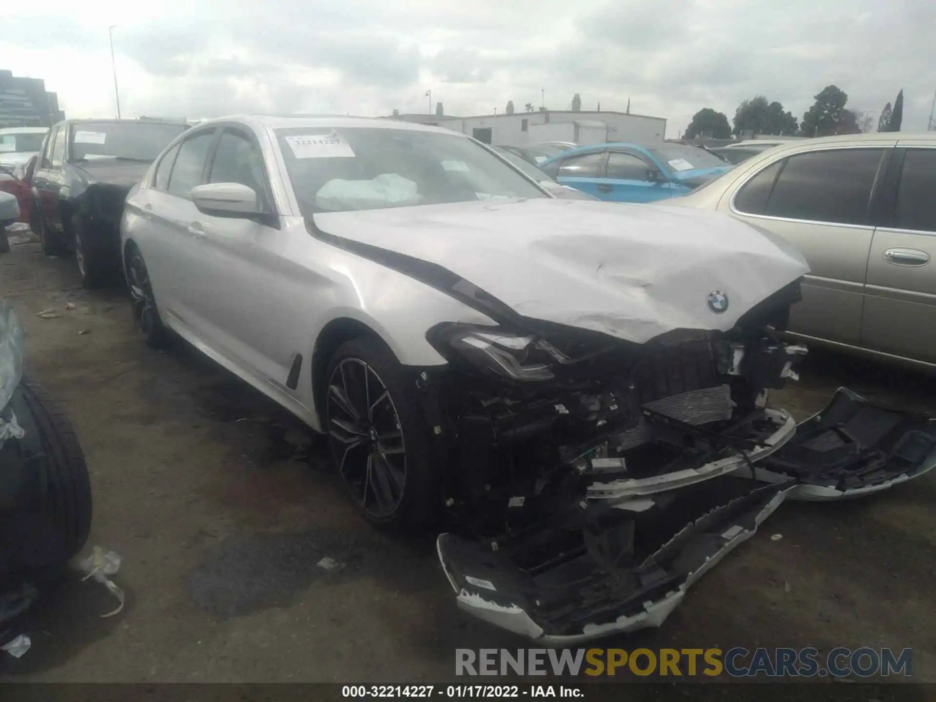 1 Photograph of a damaged car WBA13AG03MCF34637 BMW 5 SERIES 2021