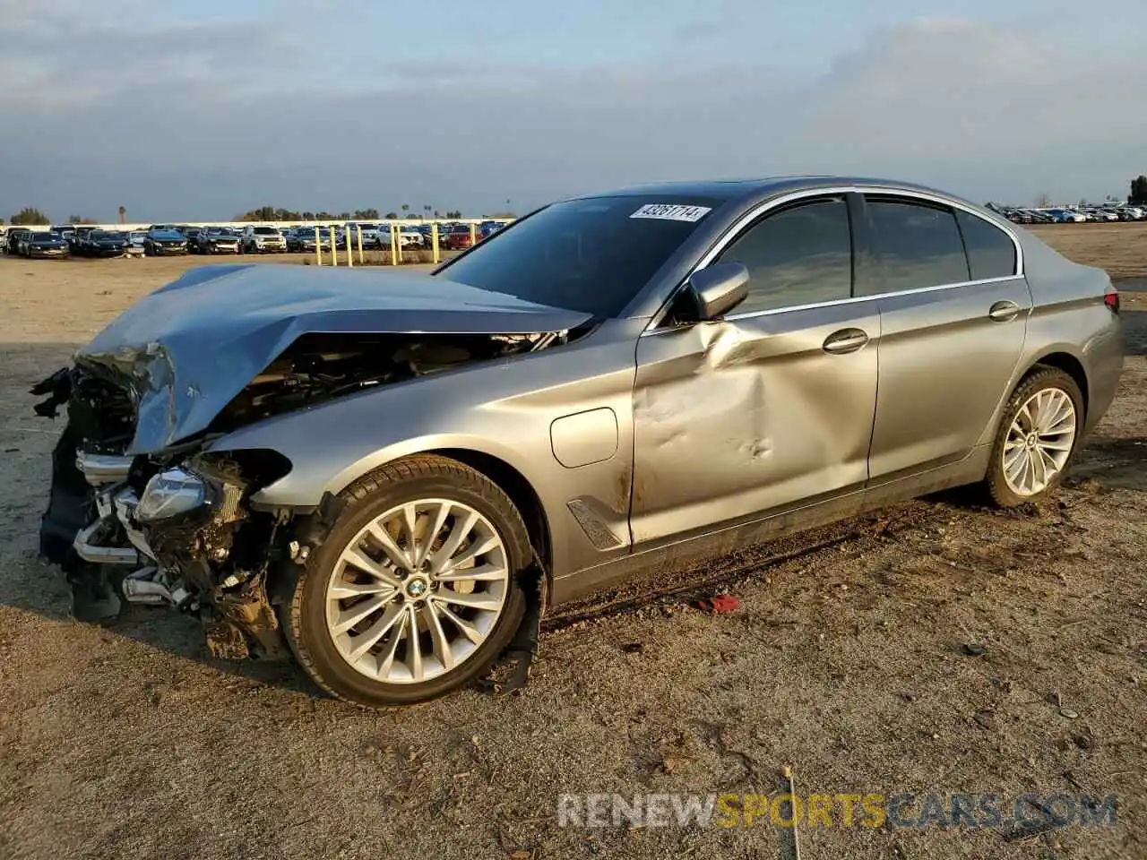 1 Photograph of a damaged car WBA13AG04MCF38146 BMW 5 SERIES 2021