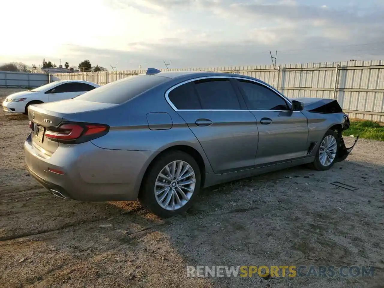 3 Photograph of a damaged car WBA13AG04MCF38146 BMW 5 SERIES 2021