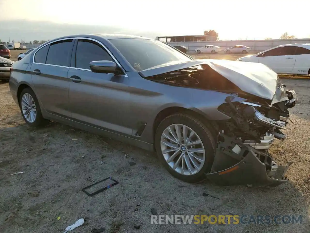 4 Photograph of a damaged car WBA13AG04MCF38146 BMW 5 SERIES 2021