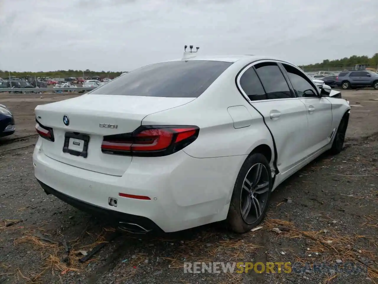 4 Photograph of a damaged car WBA13BJ00MWW91696 BMW 5 SERIES 2021