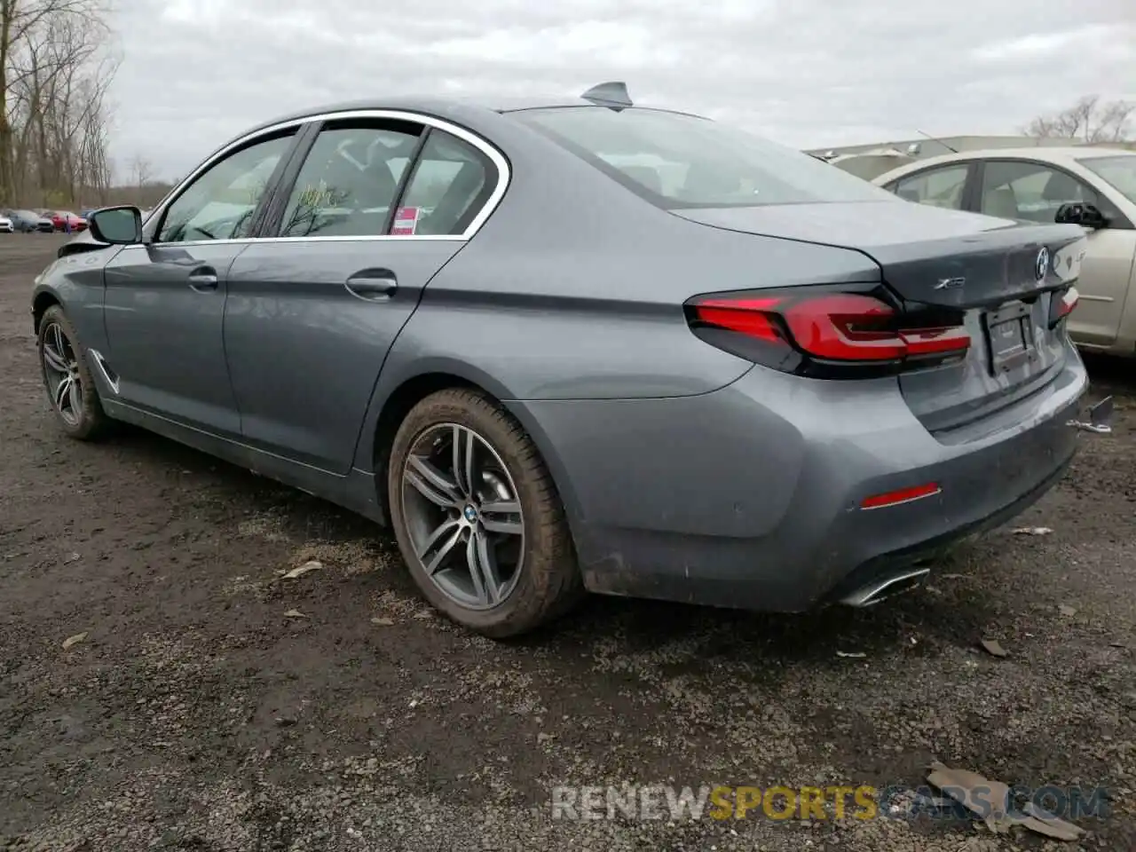 3 Photograph of a damaged car WBA13BJ00MWX22736 BMW 5 SERIES 2021