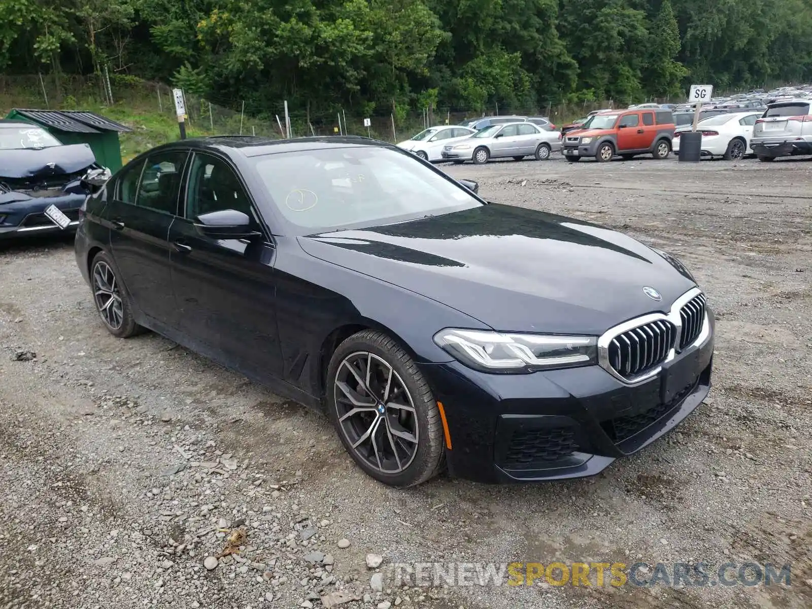 1 Photograph of a damaged car WBA13BJ01MCF25949 BMW 5 SERIES 2021