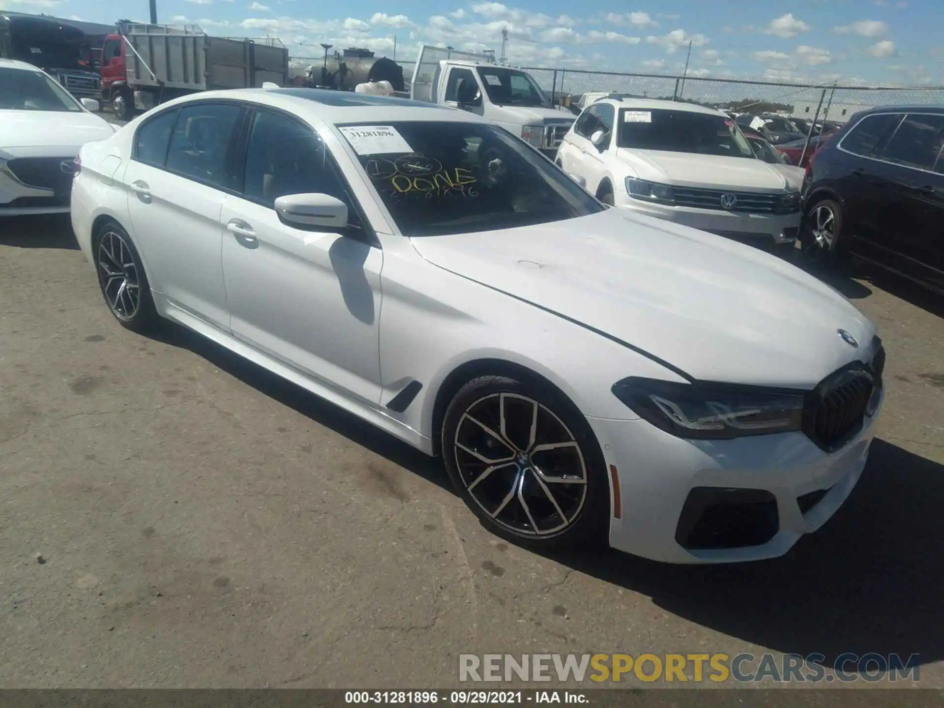 1 Photograph of a damaged car WBA13BJ01MCF73306 BMW 5 SERIES 2021