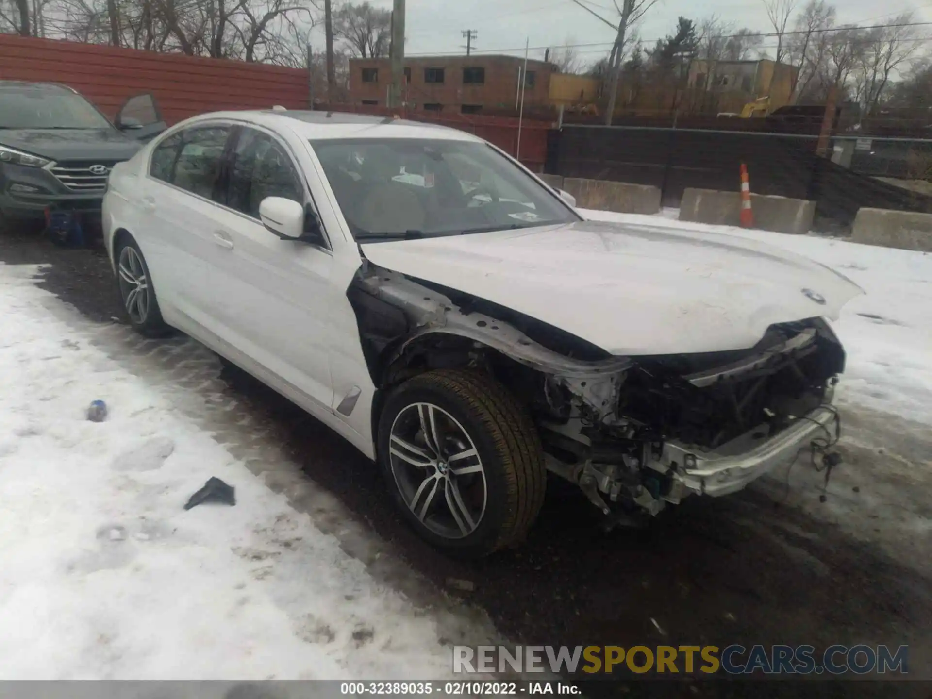 1 Photograph of a damaged car WBA13BJ01MCF74052 BMW 5 SERIES 2021