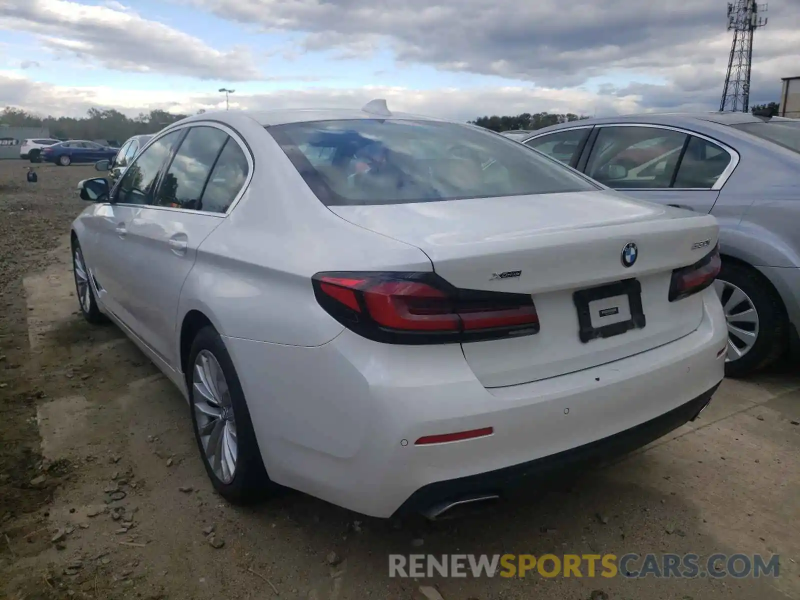 3 Photograph of a damaged car WBA13BJ01MCF95838 BMW 5 SERIES 2021