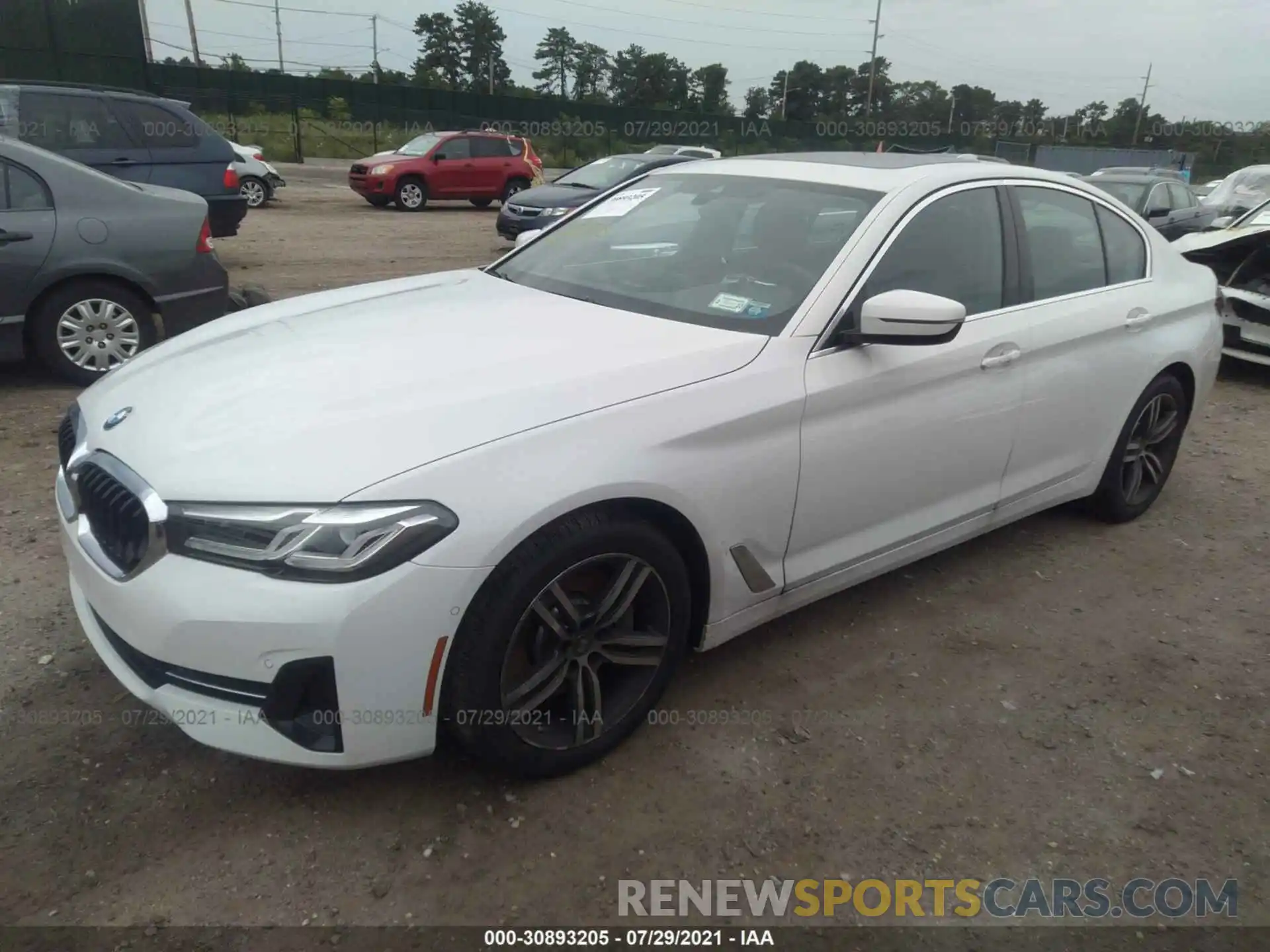 2 Photograph of a damaged car WBA13BJ01MWW96602 BMW 5 SERIES 2021