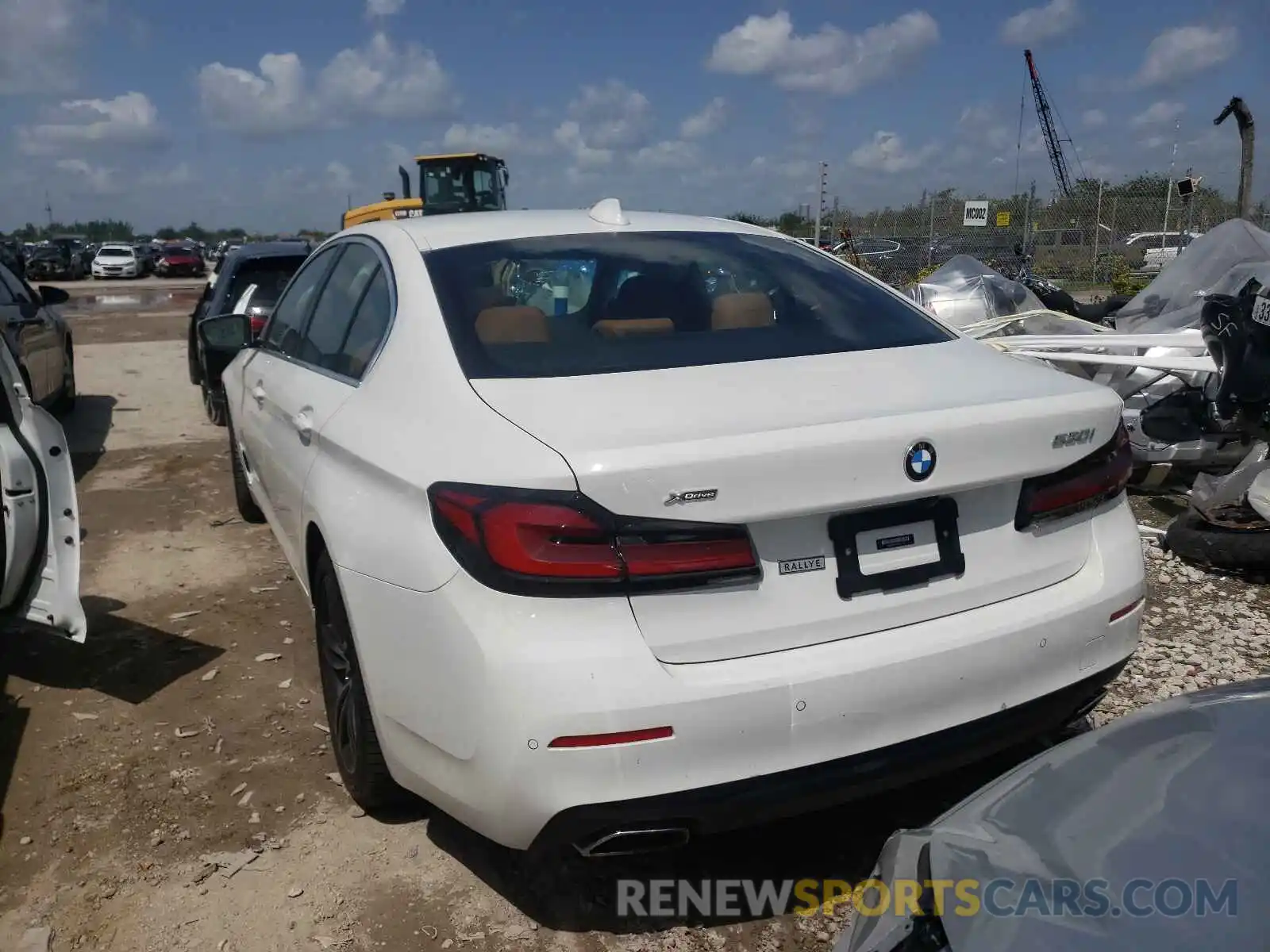 3 Photograph of a damaged car WBA13BJ01MWX01748 BMW 5 SERIES 2021