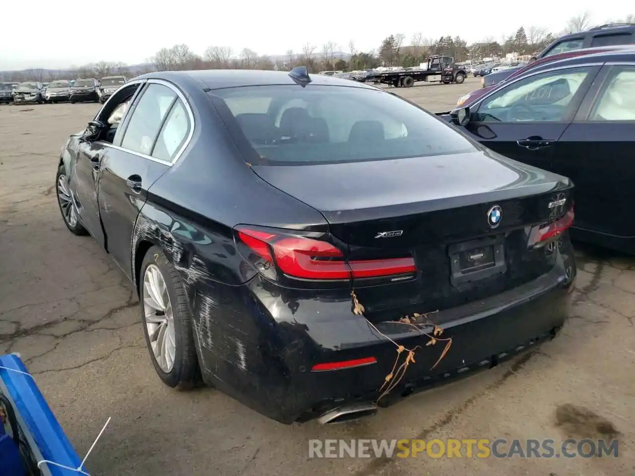 3 Photograph of a damaged car WBA13BJ01MWX32224 BMW 5 SERIES 2021