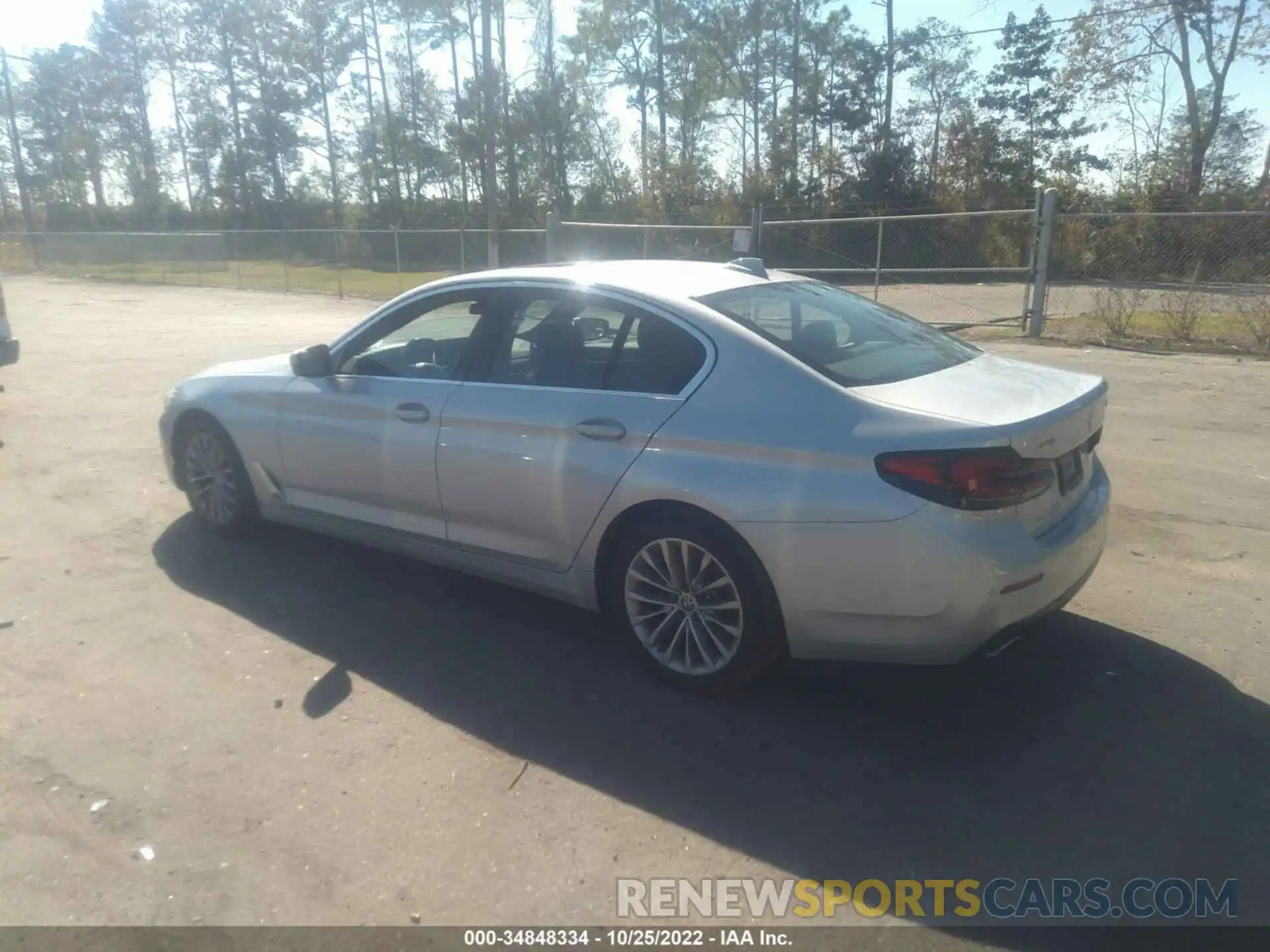 3 Photograph of a damaged car WBA13BJ02MCF95072 BMW 5 SERIES 2021