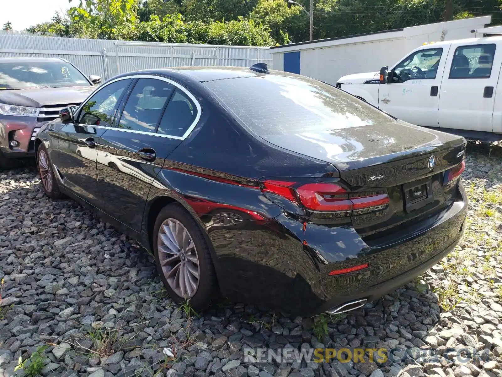 3 Photograph of a damaged car WBA13BJ02MCG31195 BMW 5 SERIES 2021