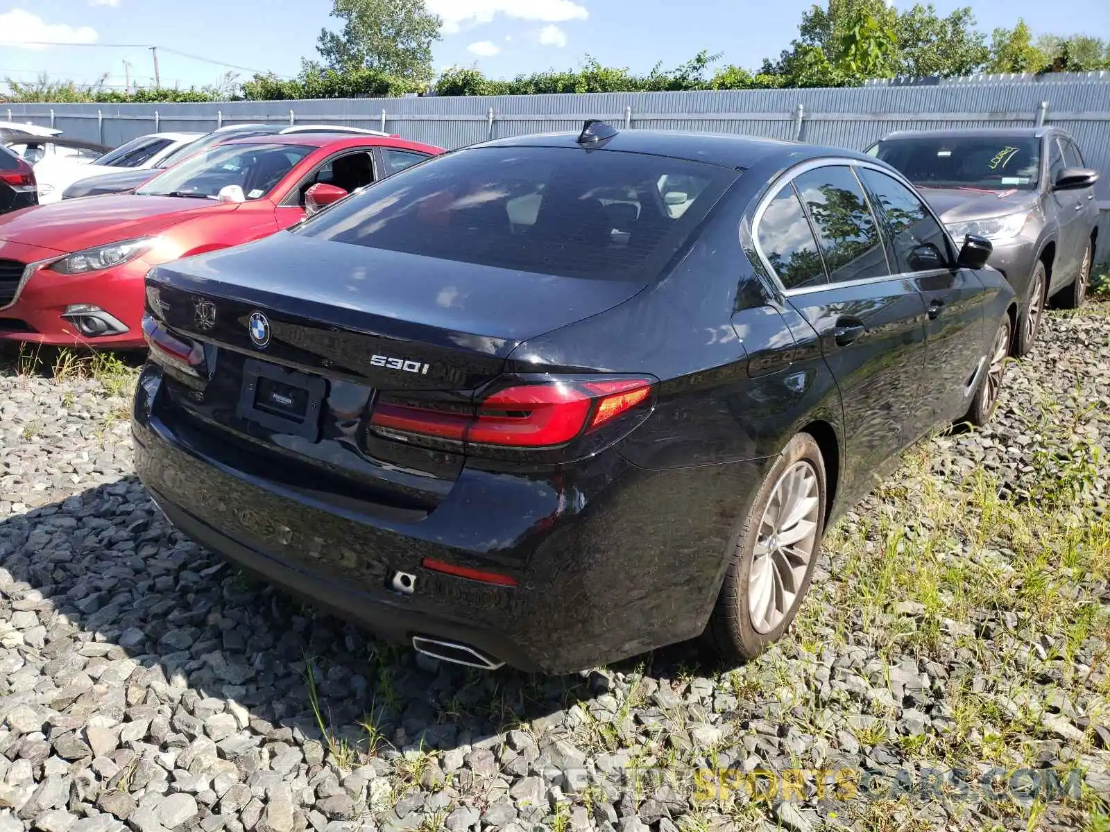 4 Photograph of a damaged car WBA13BJ02MCG31195 BMW 5 SERIES 2021