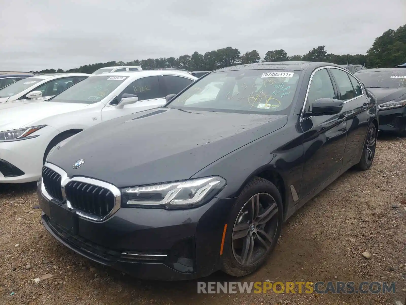 2 Photograph of a damaged car WBA13BJ02MWX27372 BMW 5 SERIES 2021