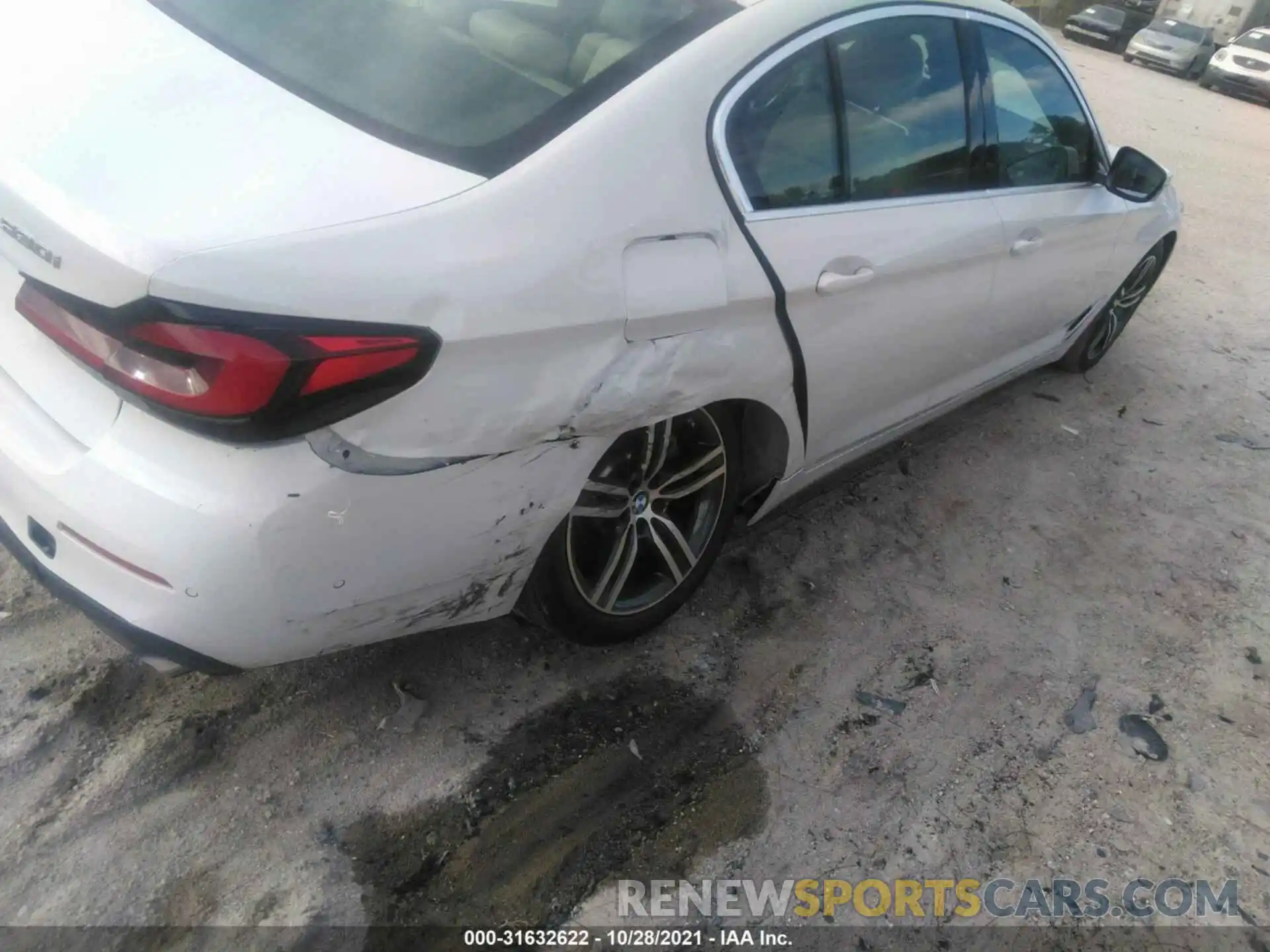 6 Photograph of a damaged car WBA13BJ03MCE99516 BMW 5 SERIES 2021