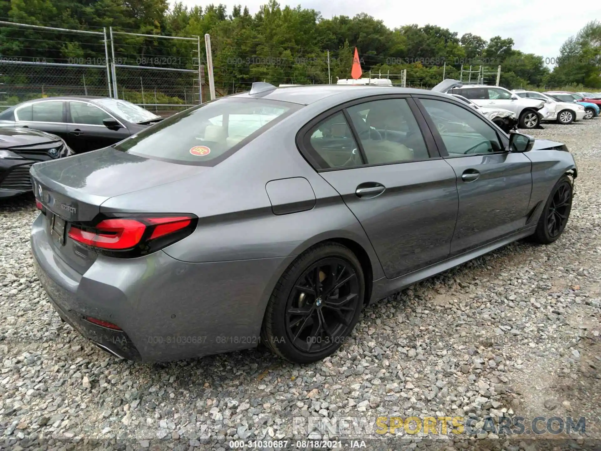 4 Photograph of a damaged car WBA13BJ04MCF56290 BMW 5 SERIES 2021