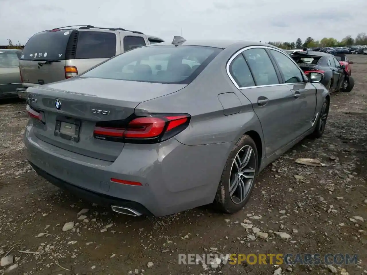 4 Photograph of a damaged car WBA13BJ04MWW92317 BMW 5 SERIES 2021