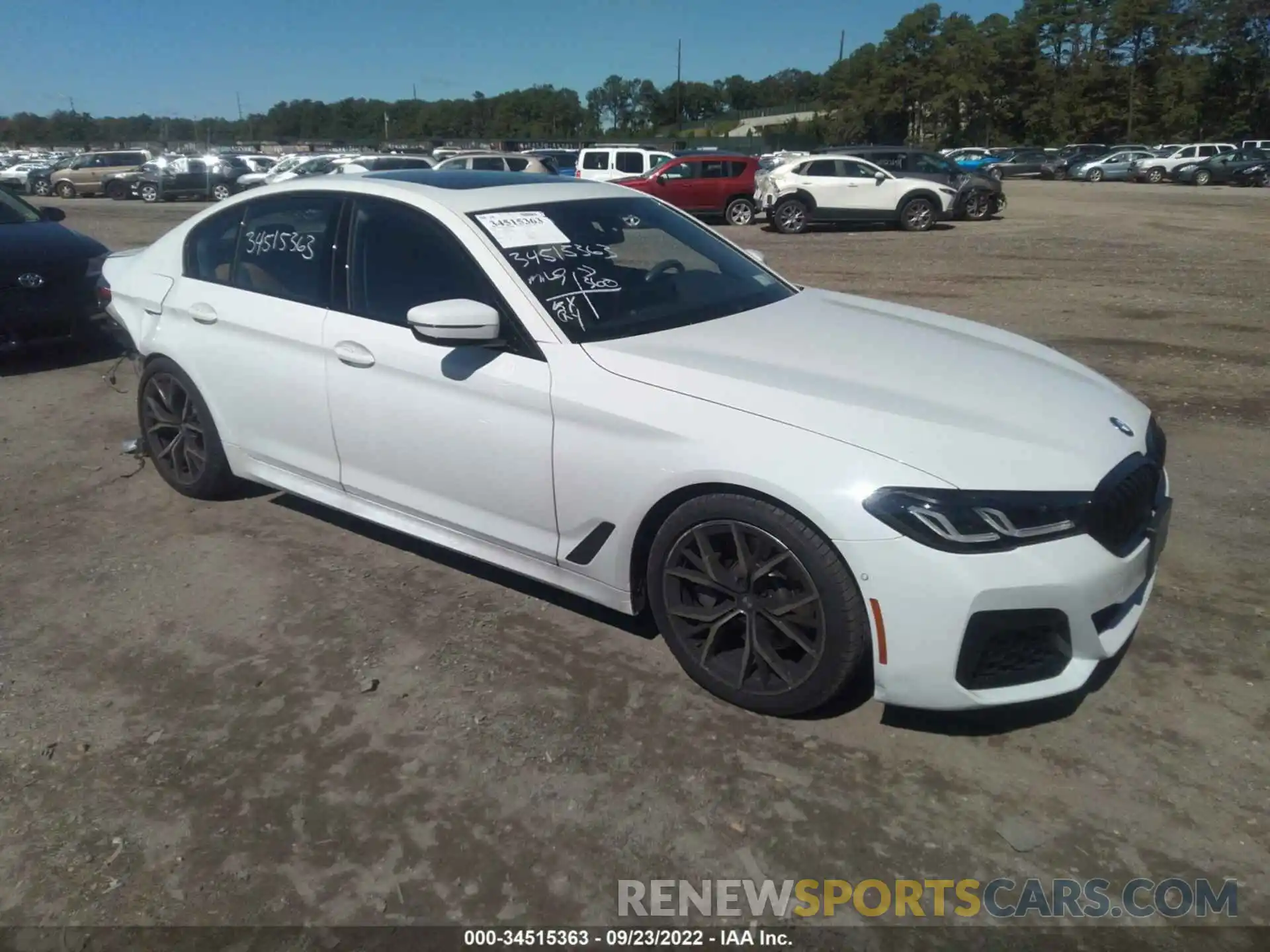 1 Photograph of a damaged car WBA13BJ04MWX22884 BMW 5 SERIES 2021