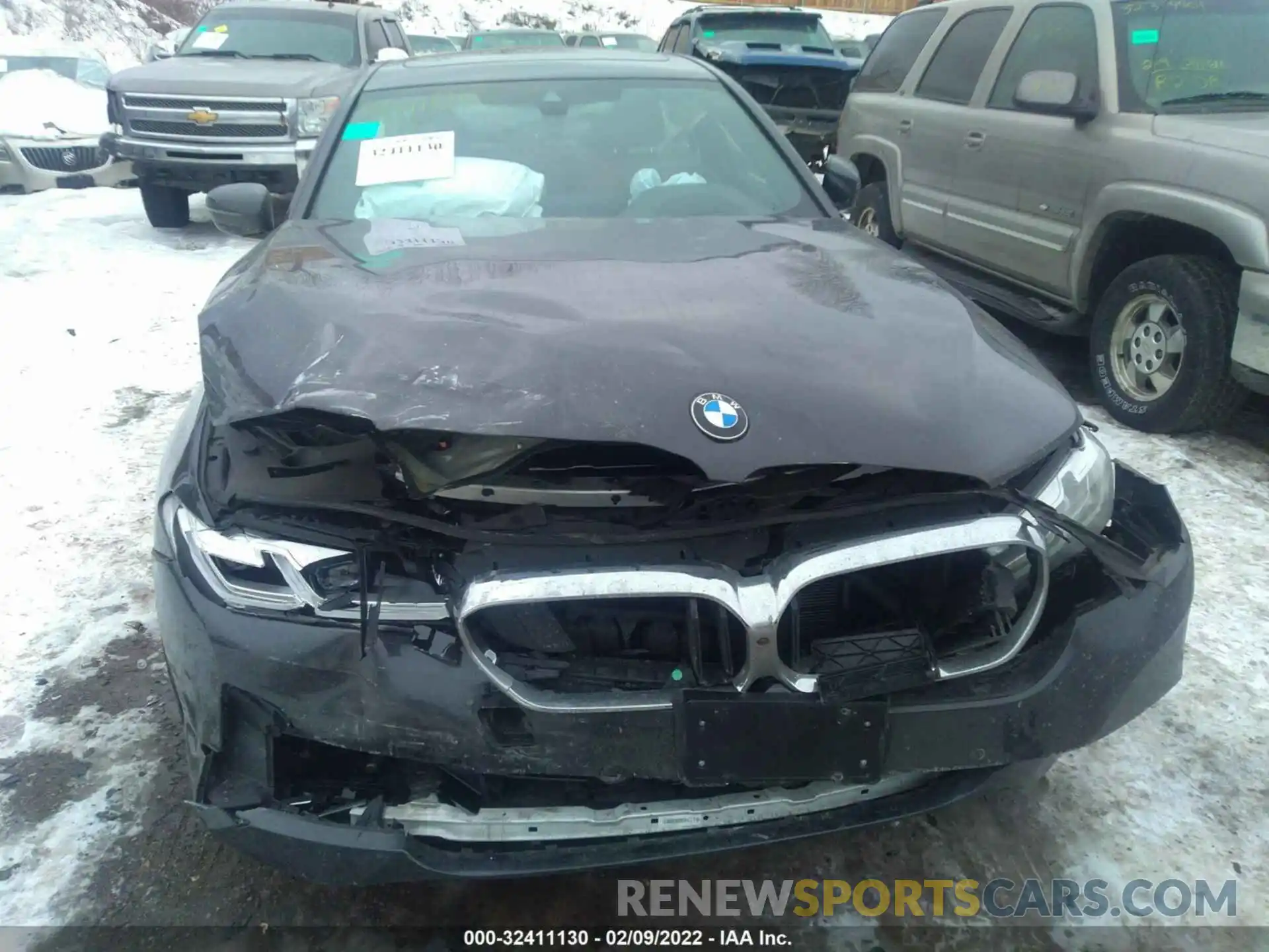 6 Photograph of a damaged car WBA13BJ05MCF28871 BMW 5 SERIES 2021