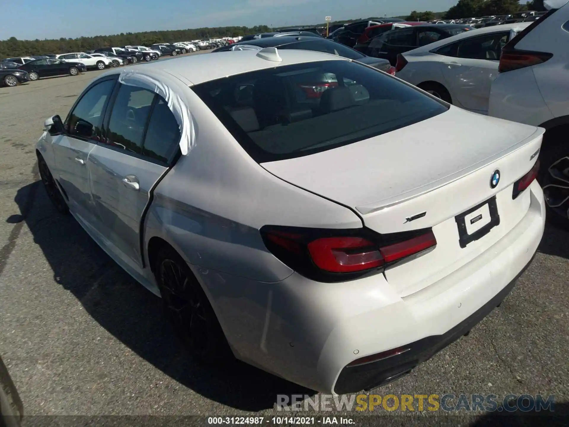 3 Photograph of a damaged car WBA13BJ05MCF97382 BMW 5 SERIES 2021