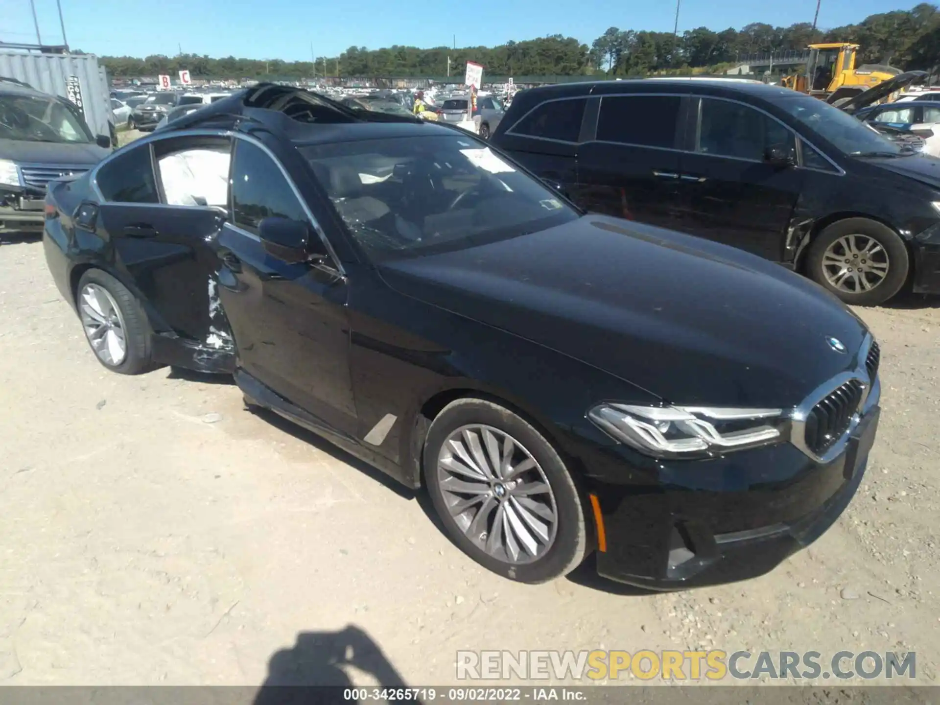 1 Photograph of a damaged car WBA13BJ05MWX17872 BMW 5 SERIES 2021