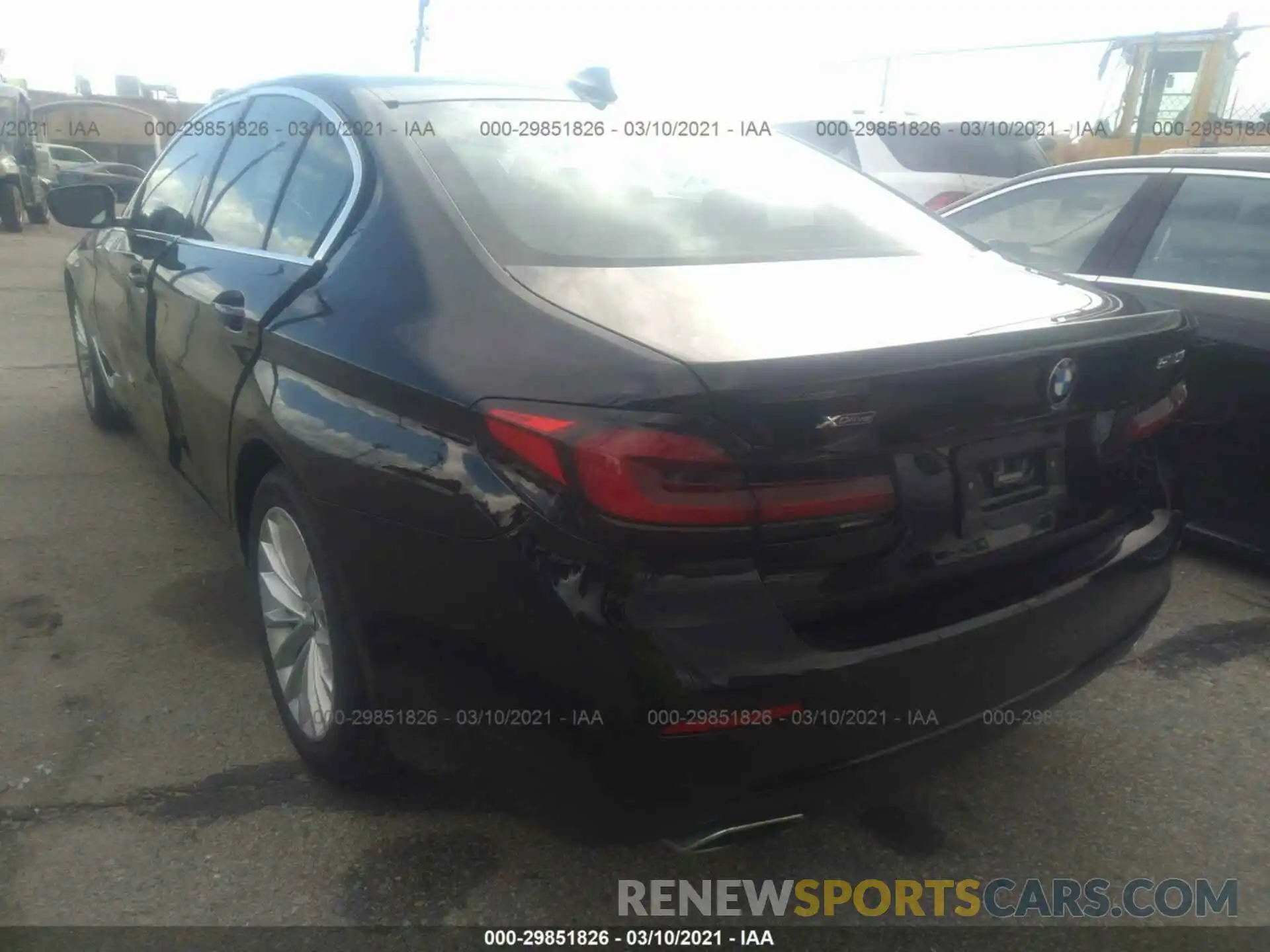 3 Photograph of a damaged car WBA13BJ06MCF92465 BMW 5 SERIES 2021