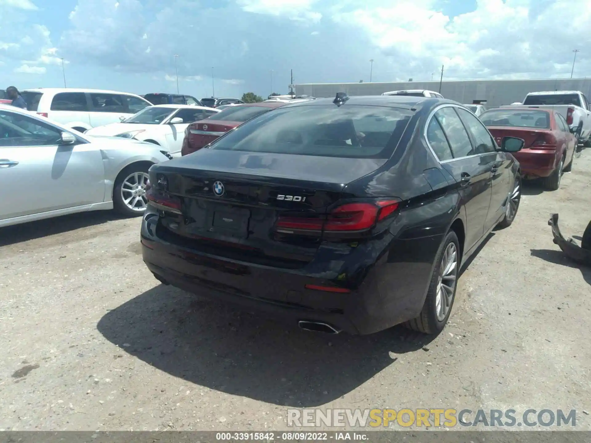 4 Photograph of a damaged car WBA13BJ06MCF93437 BMW 5 SERIES 2021