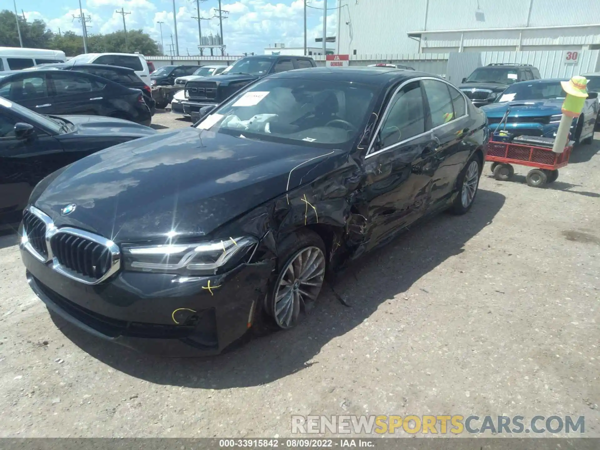 6 Photograph of a damaged car WBA13BJ06MCF93437 BMW 5 SERIES 2021