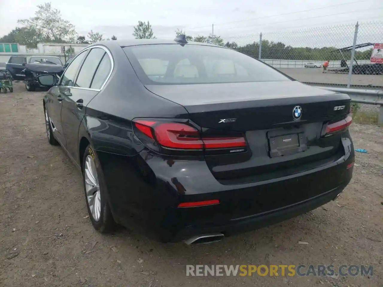 3 Photograph of a damaged car WBA13BJ06MWX29951 BMW 5 SERIES 2021