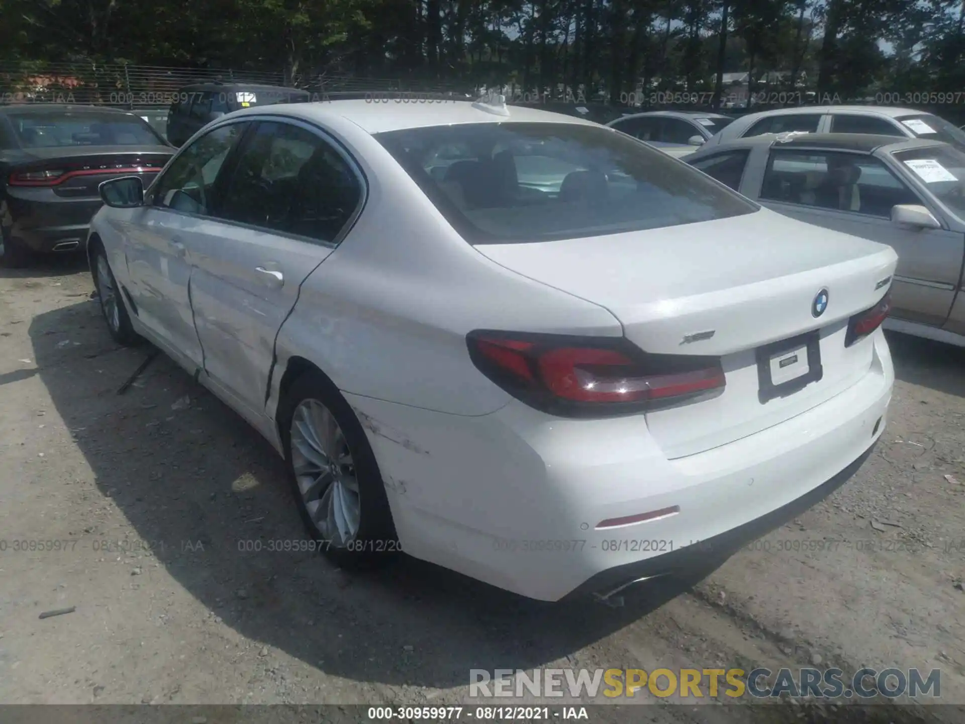 3 Photograph of a damaged car WBA13BJ07MCF95228 BMW 5 SERIES 2021