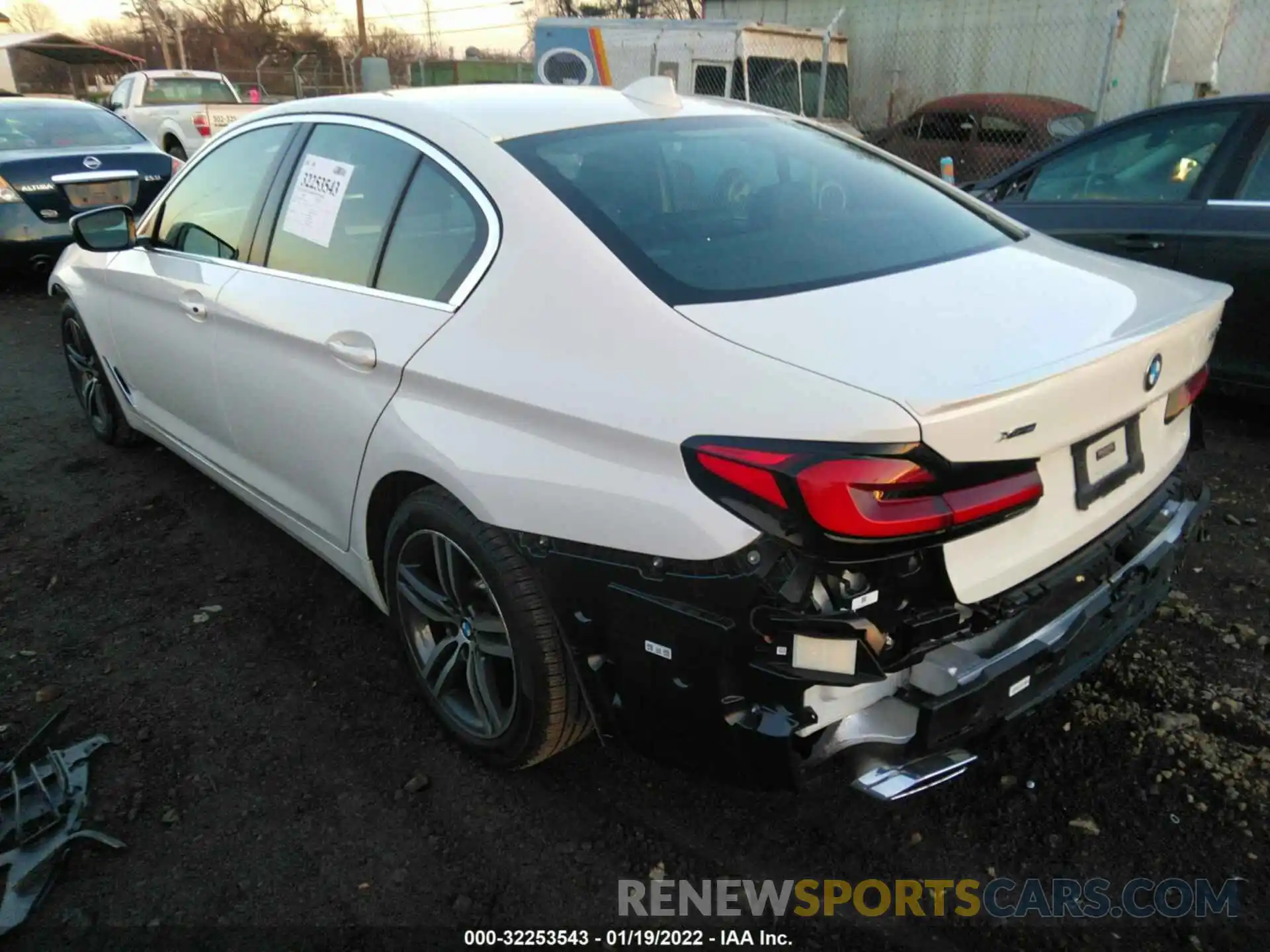 3 Photograph of a damaged car WBA13BJ07MWW99634 BMW 5 SERIES 2021