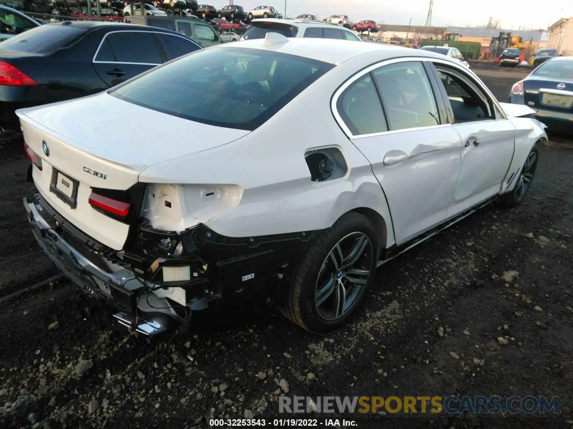 4 Photograph of a damaged car WBA13BJ07MWW99634 BMW 5 SERIES 2021