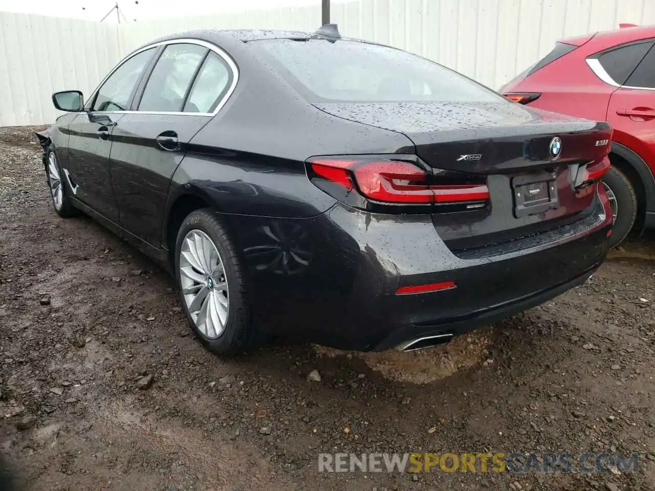 3 Photograph of a damaged car WBA13BJ08MWX31457 BMW 5 SERIES 2021