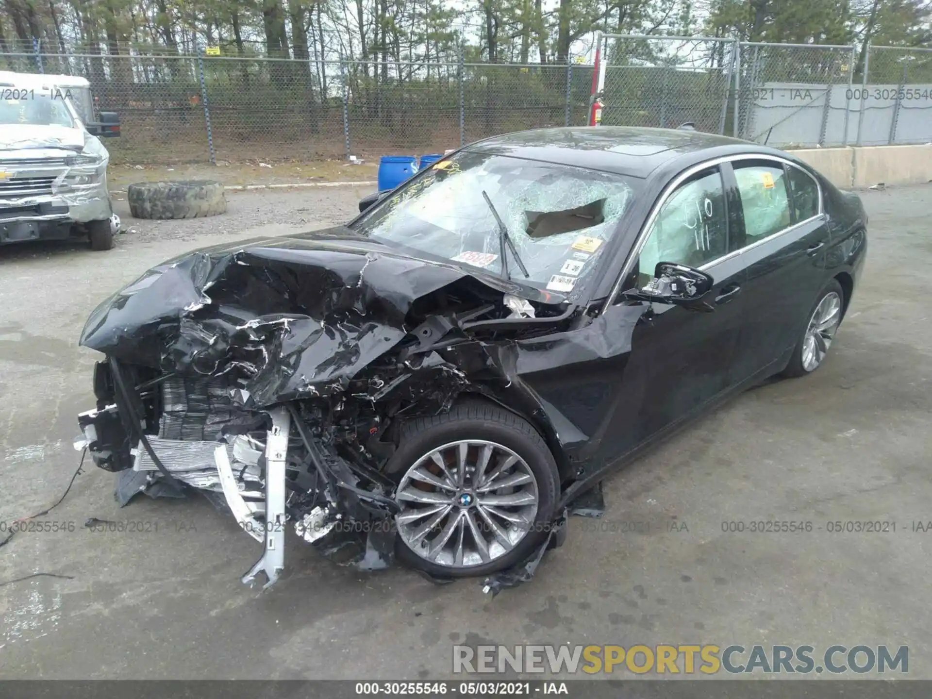 2 Photograph of a damaged car WBA13BJ09MCF96090 BMW 5 SERIES 2021